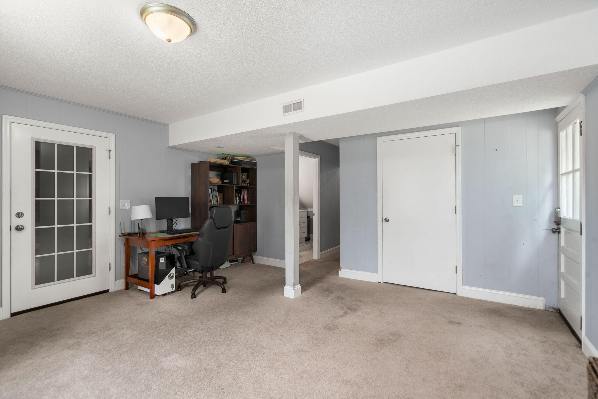 48 Heathwood Drive