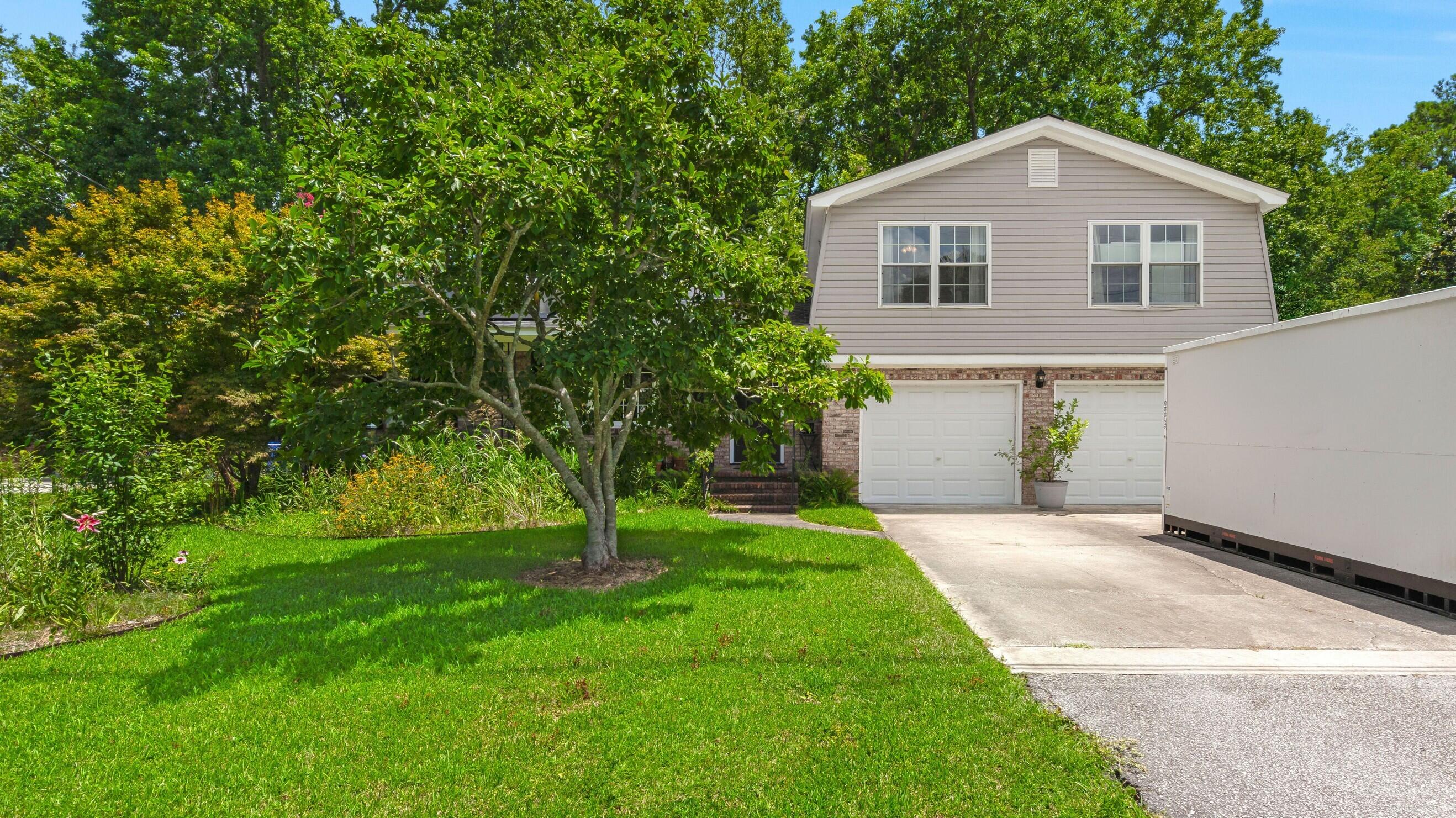 48 Heathwood Drive