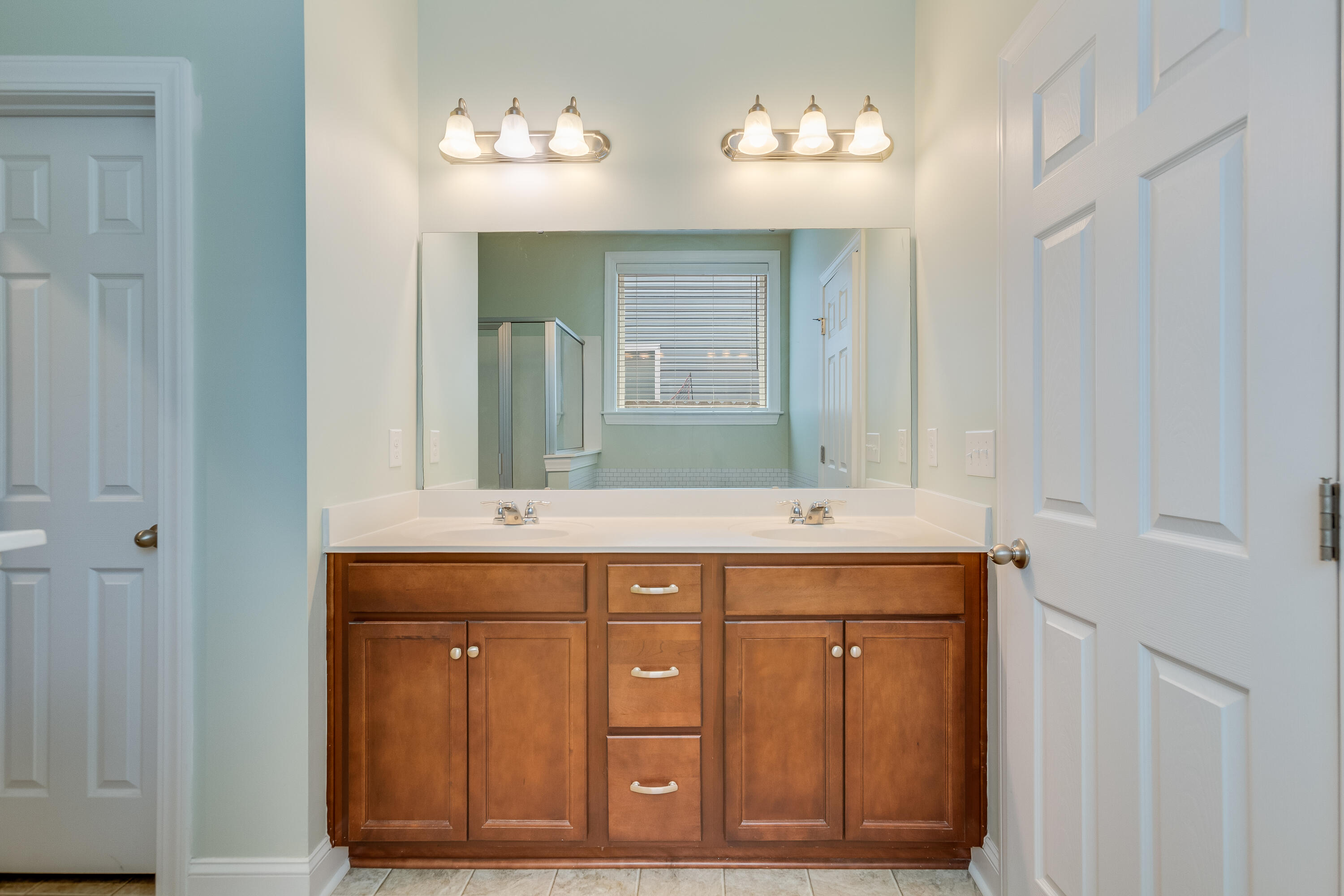3228 Timberline Drive