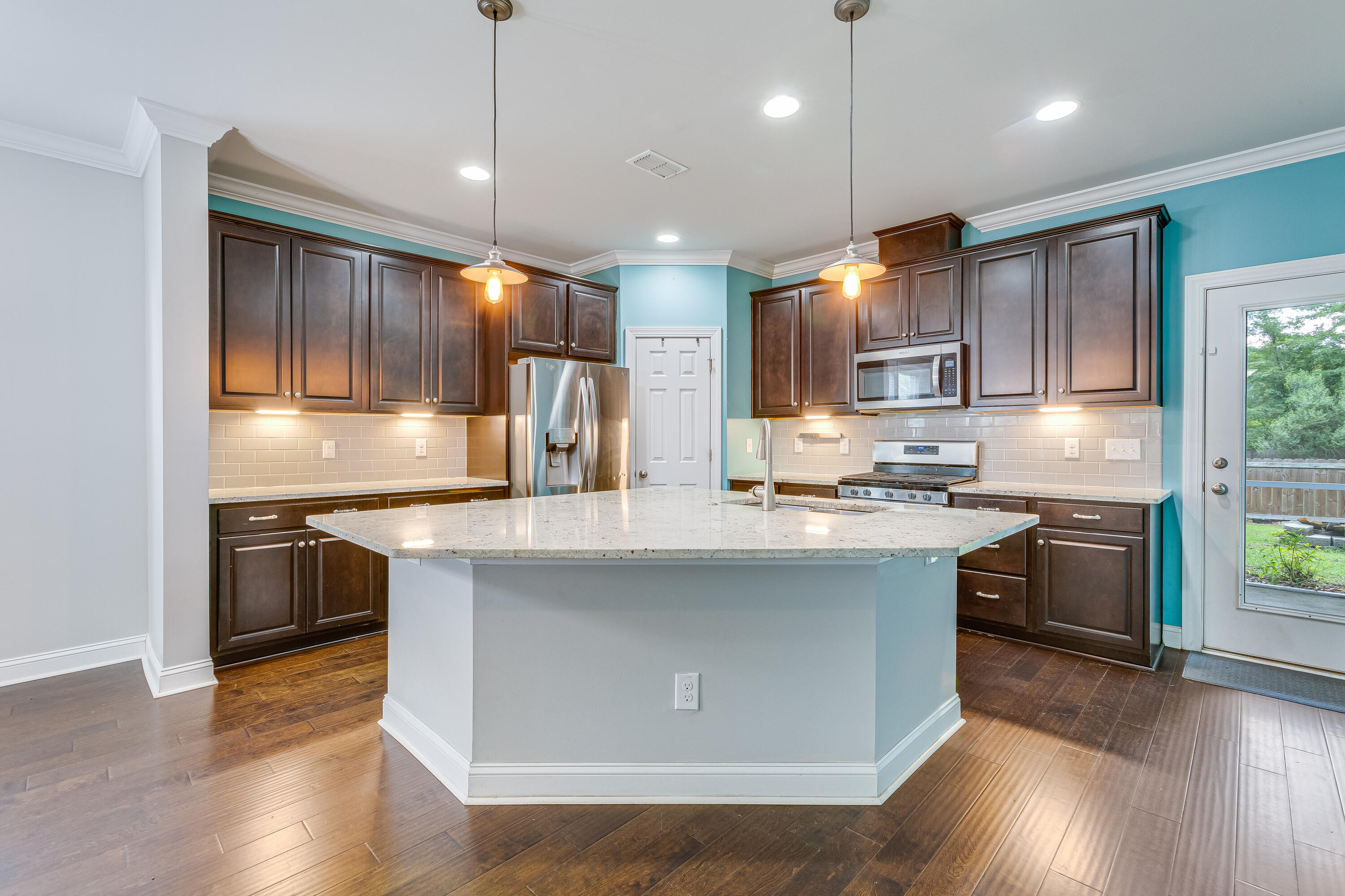 3228 Timberline Drive