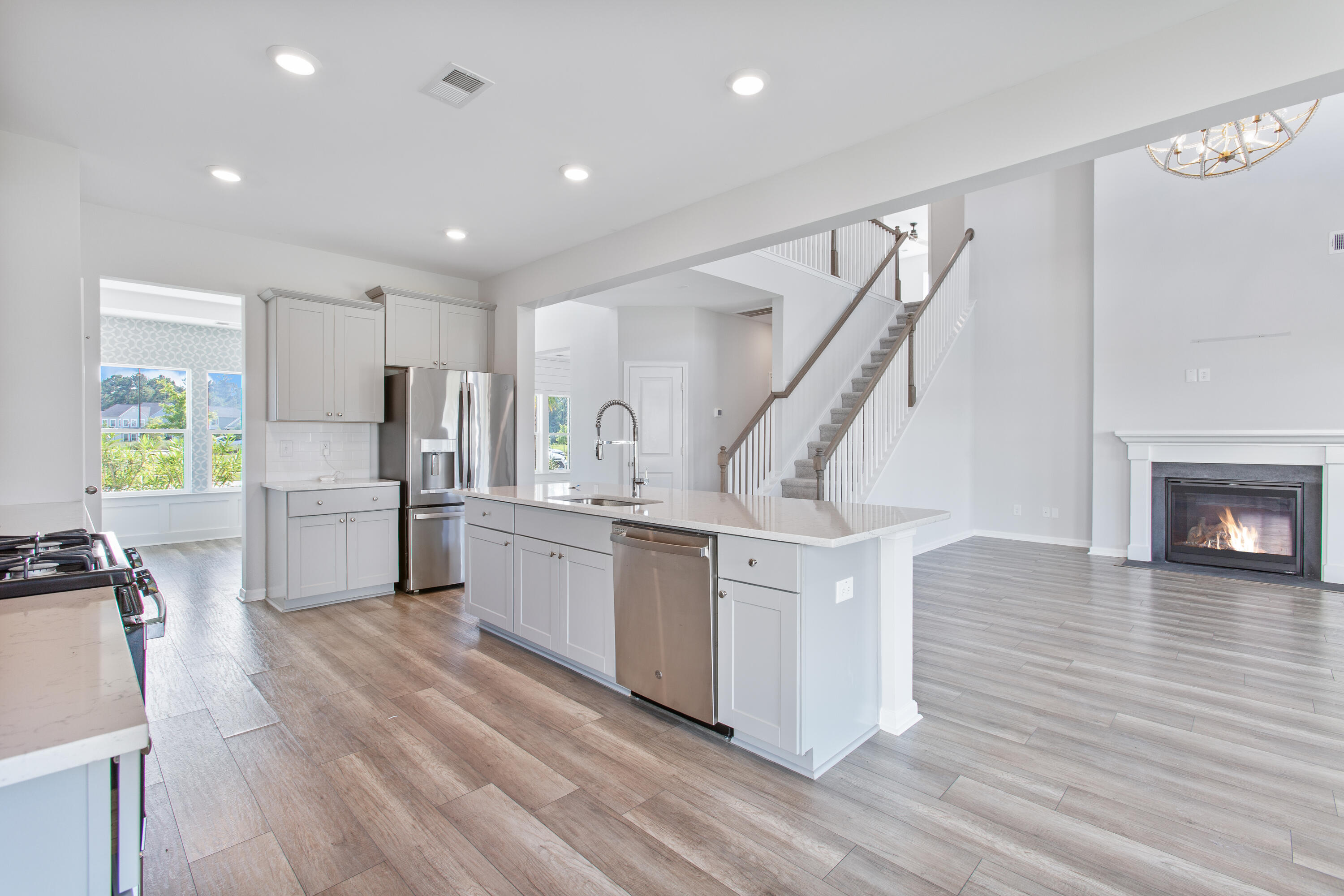 412 Richfield Way