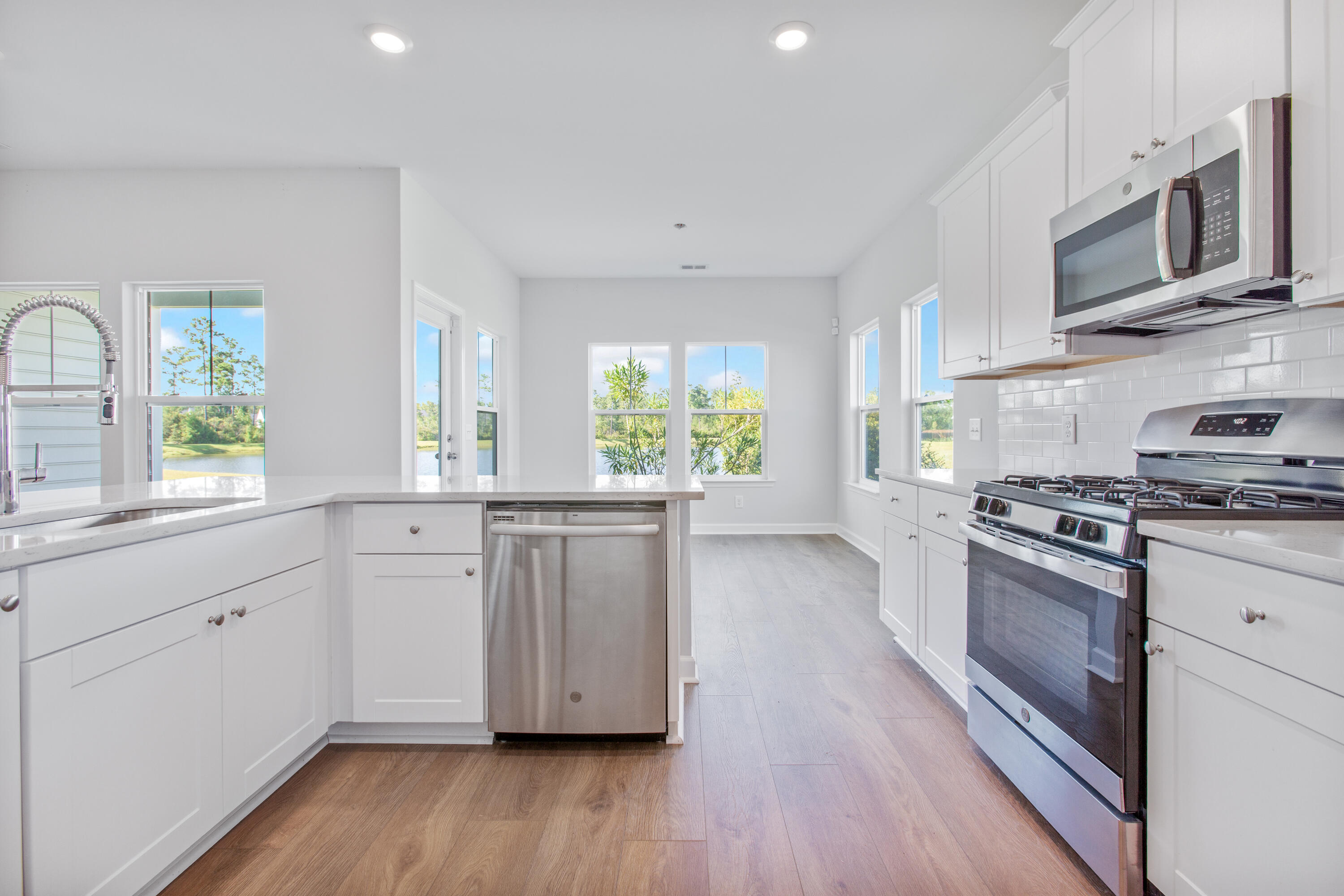 416 Richfield Way