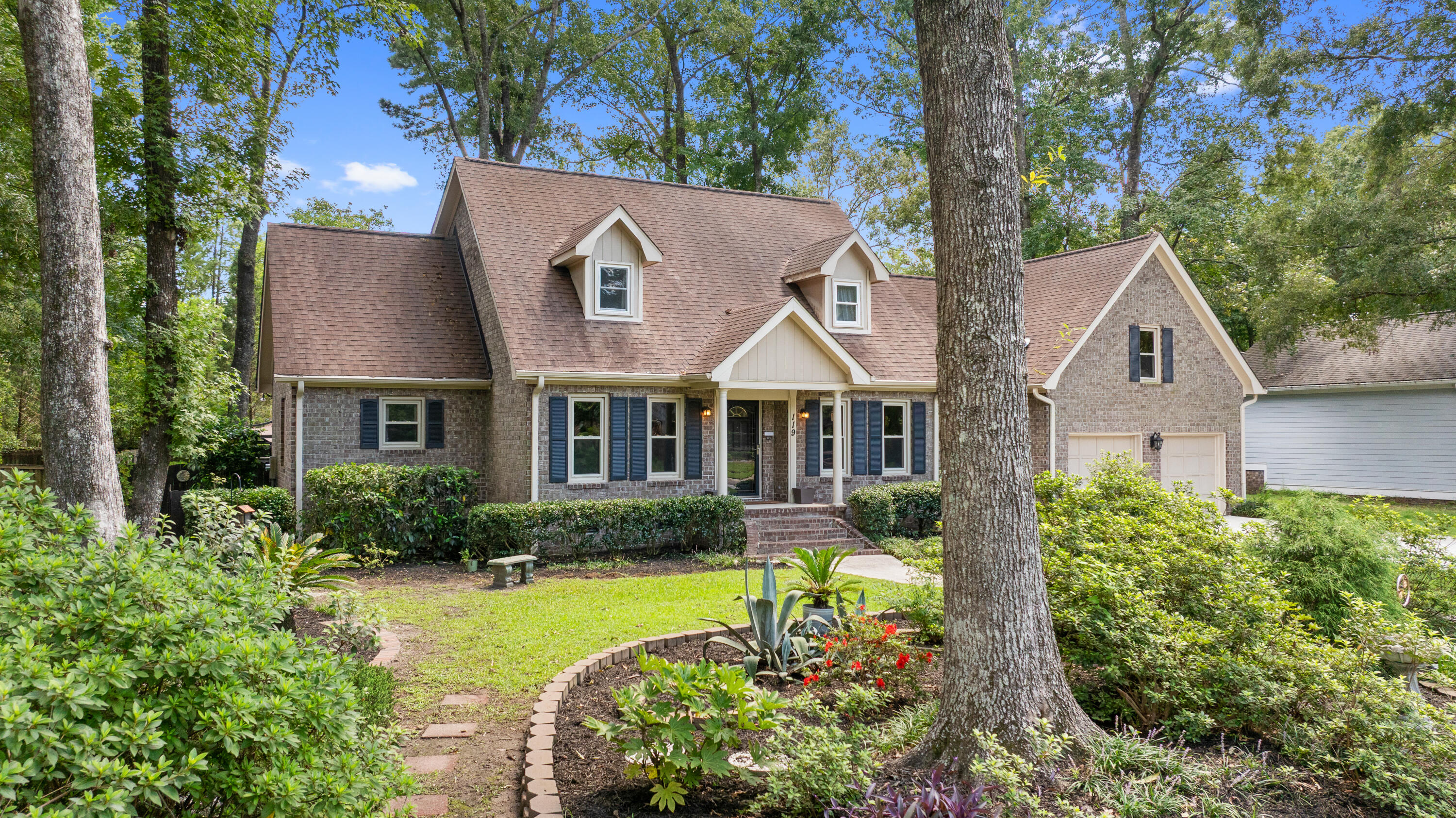 119 Stratford Drive