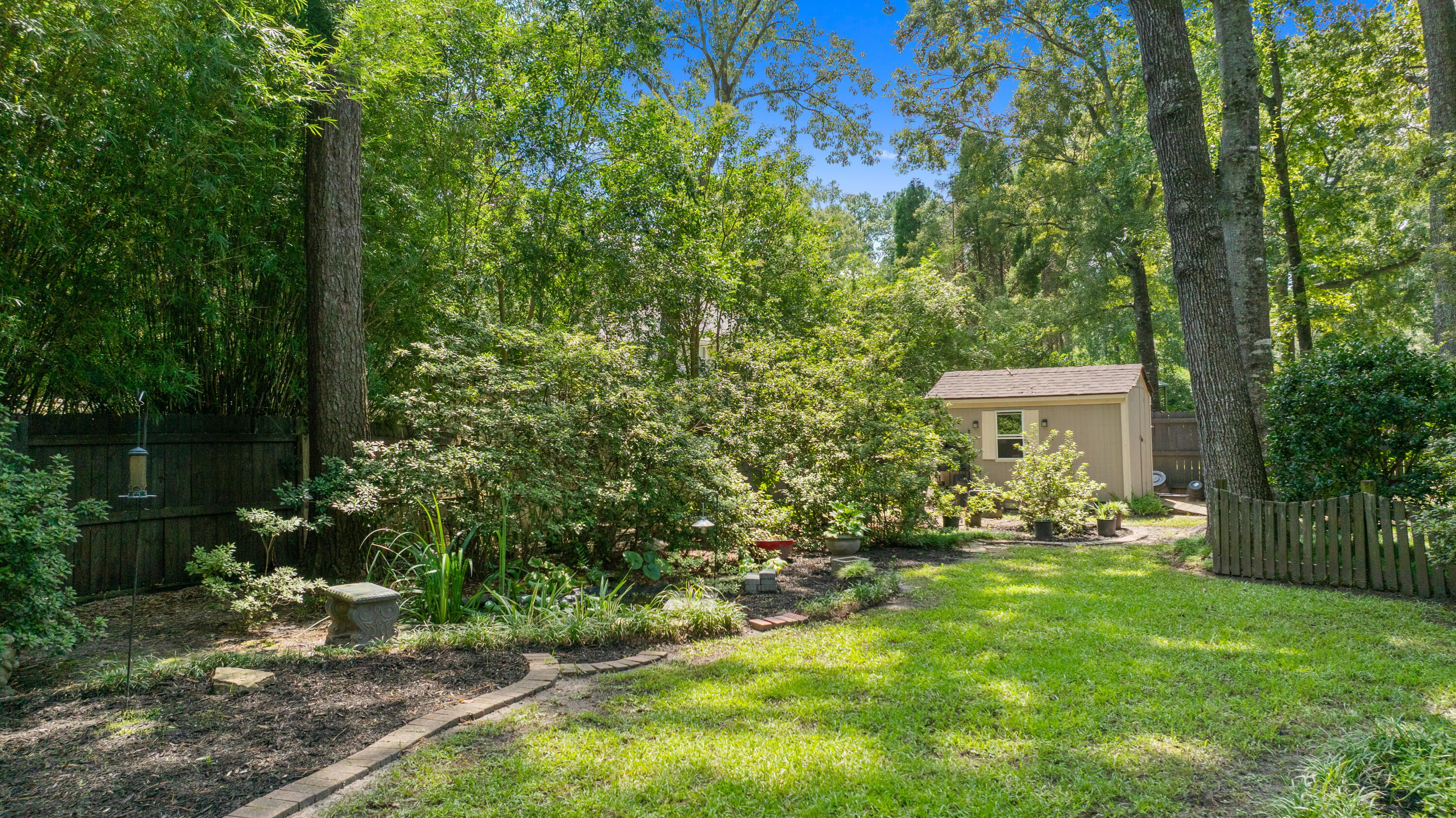 119 Stratford Drive