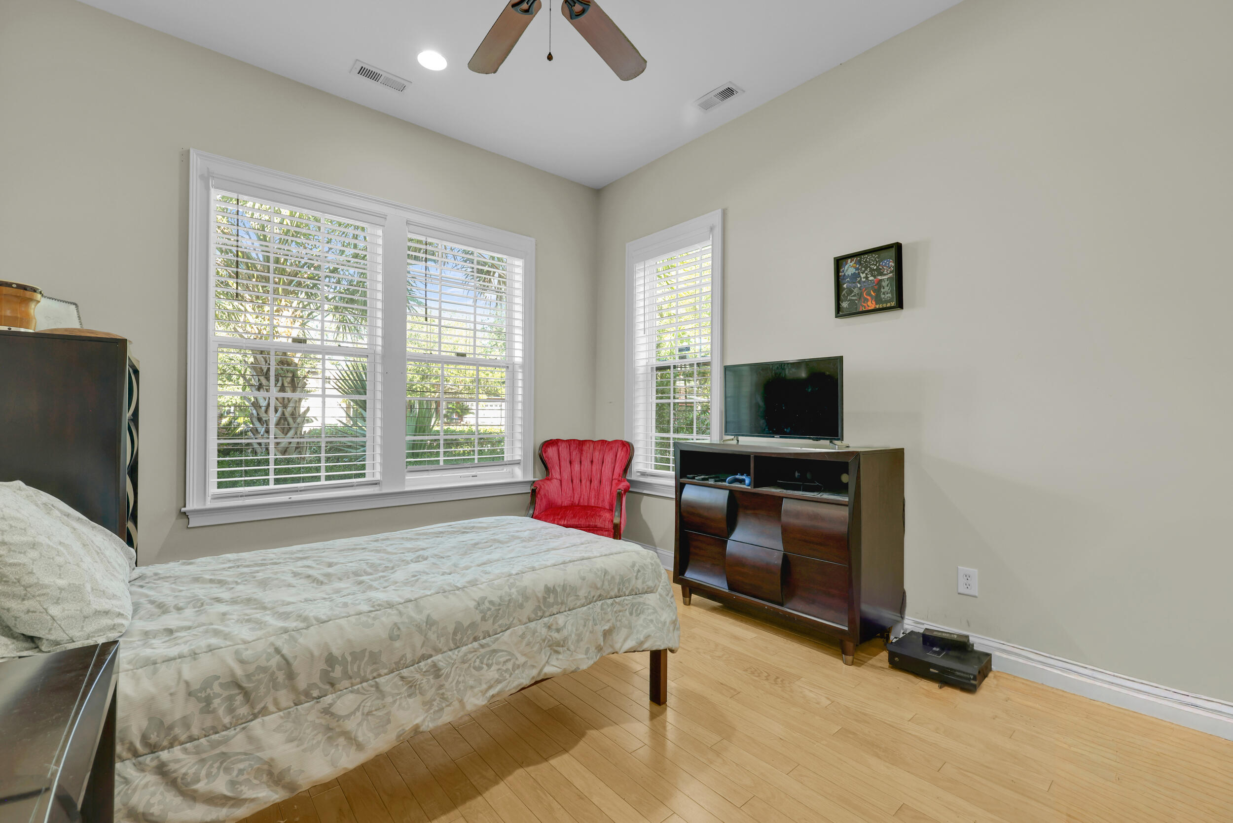 5437 River Island Court