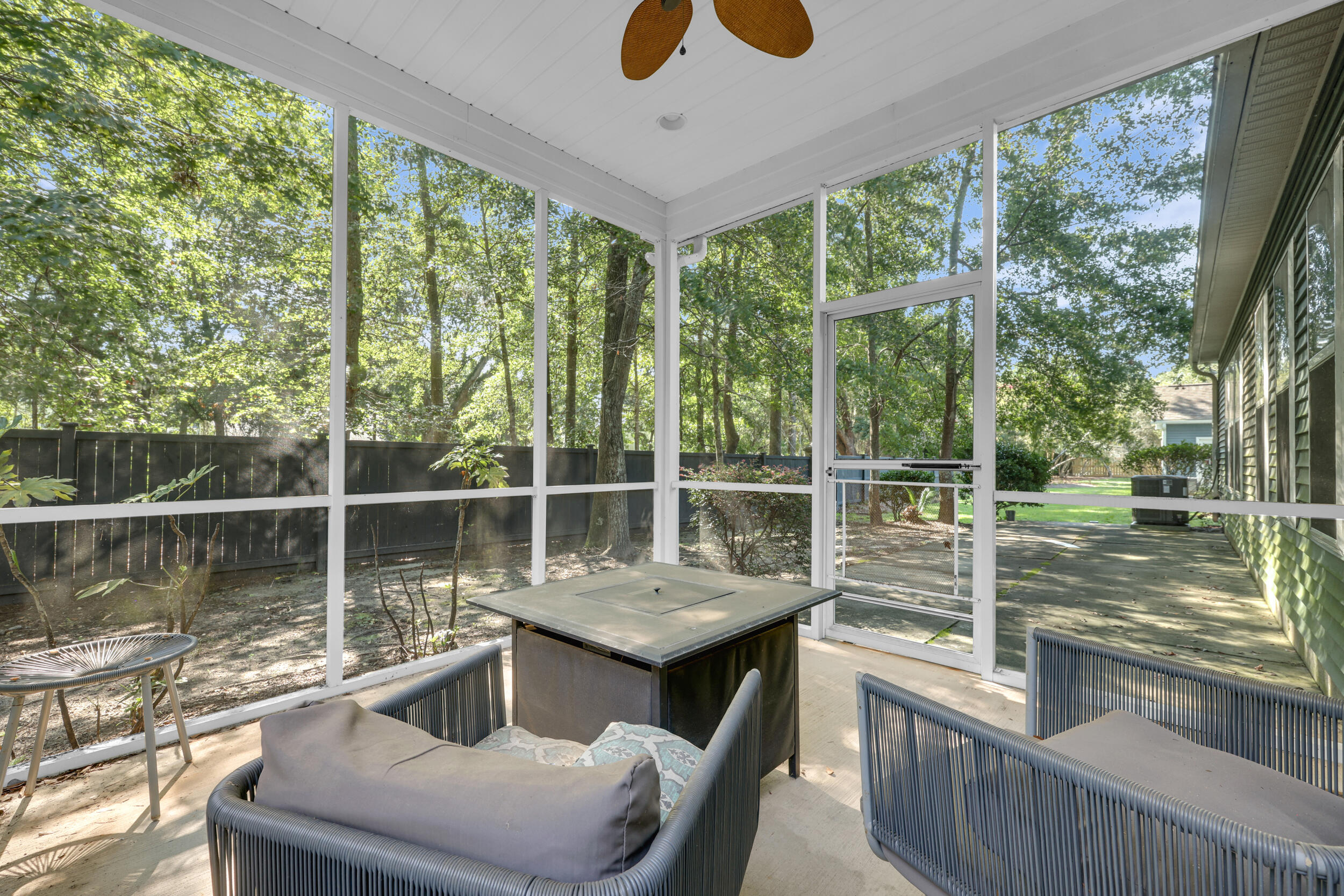 5437 River Island Court