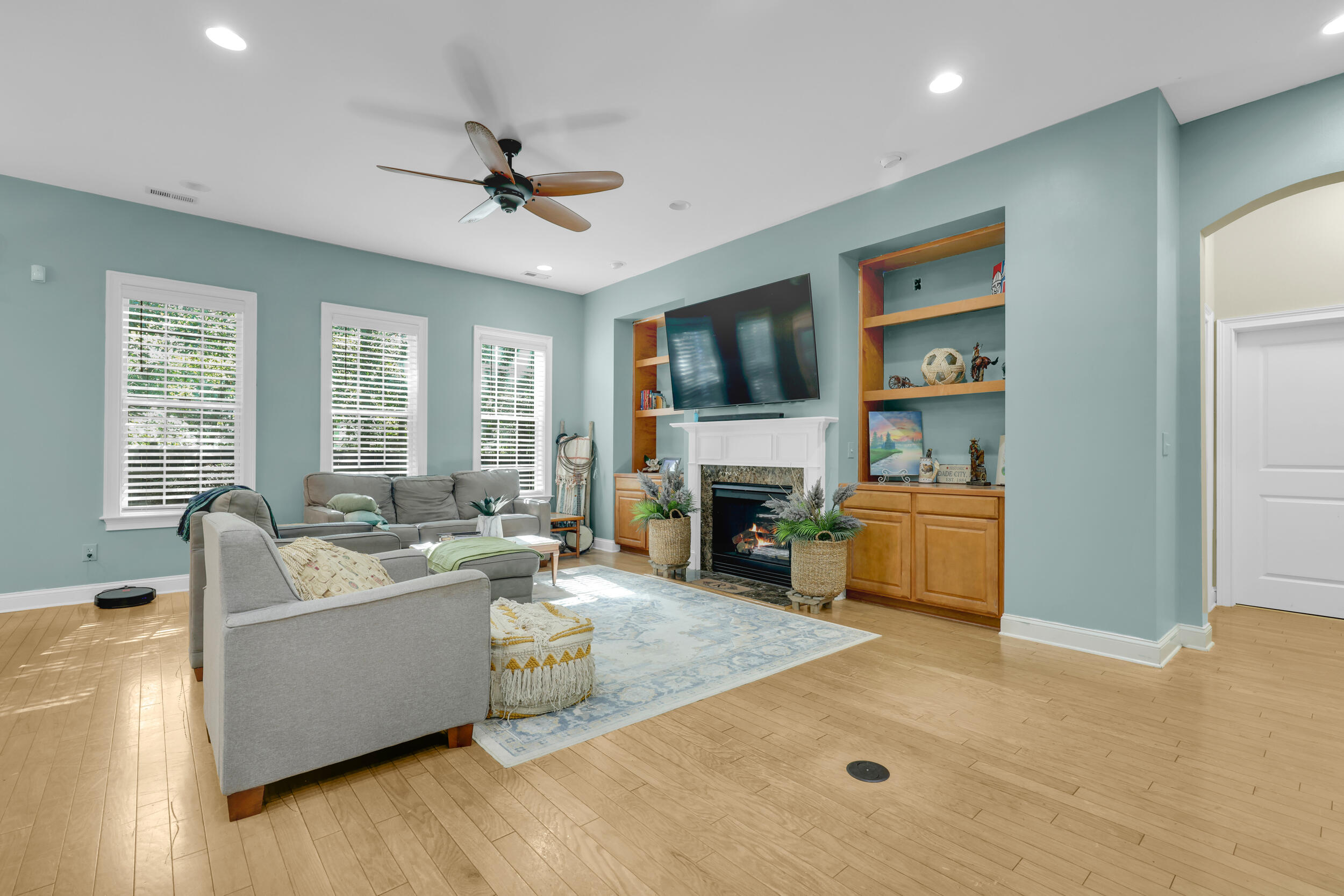 5437 River Island Court