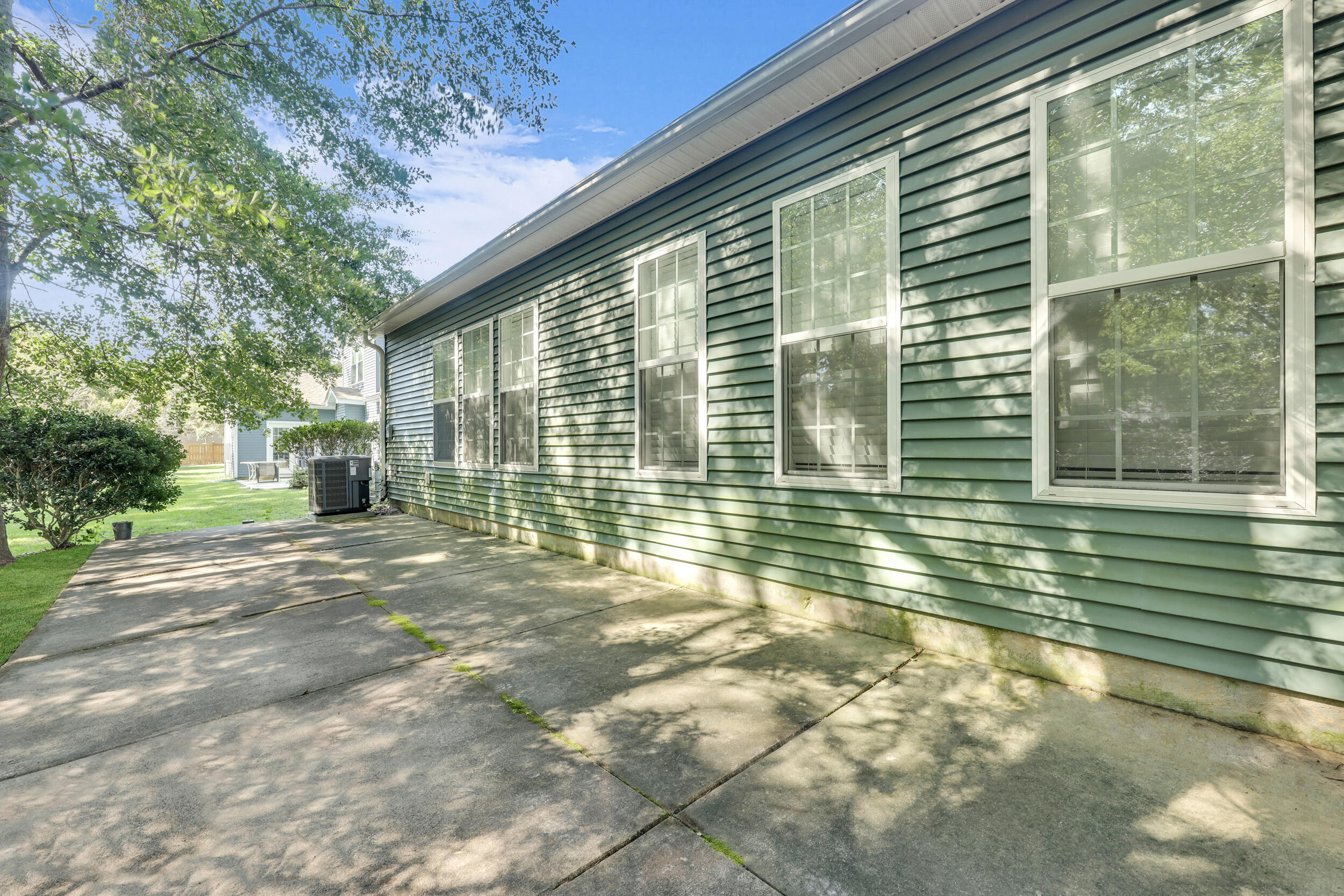 5437 River Island Court