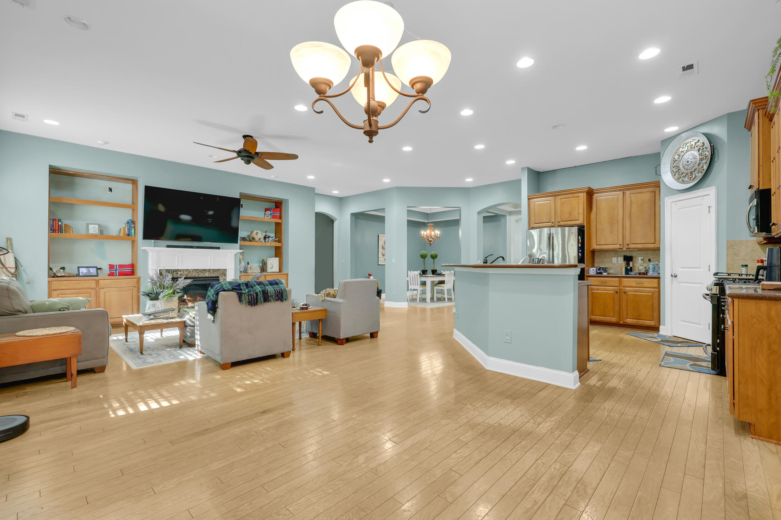 5437 River Island Court