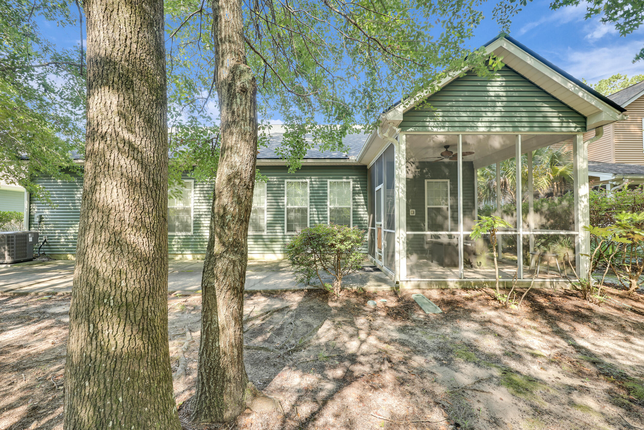 5437 River Island Court