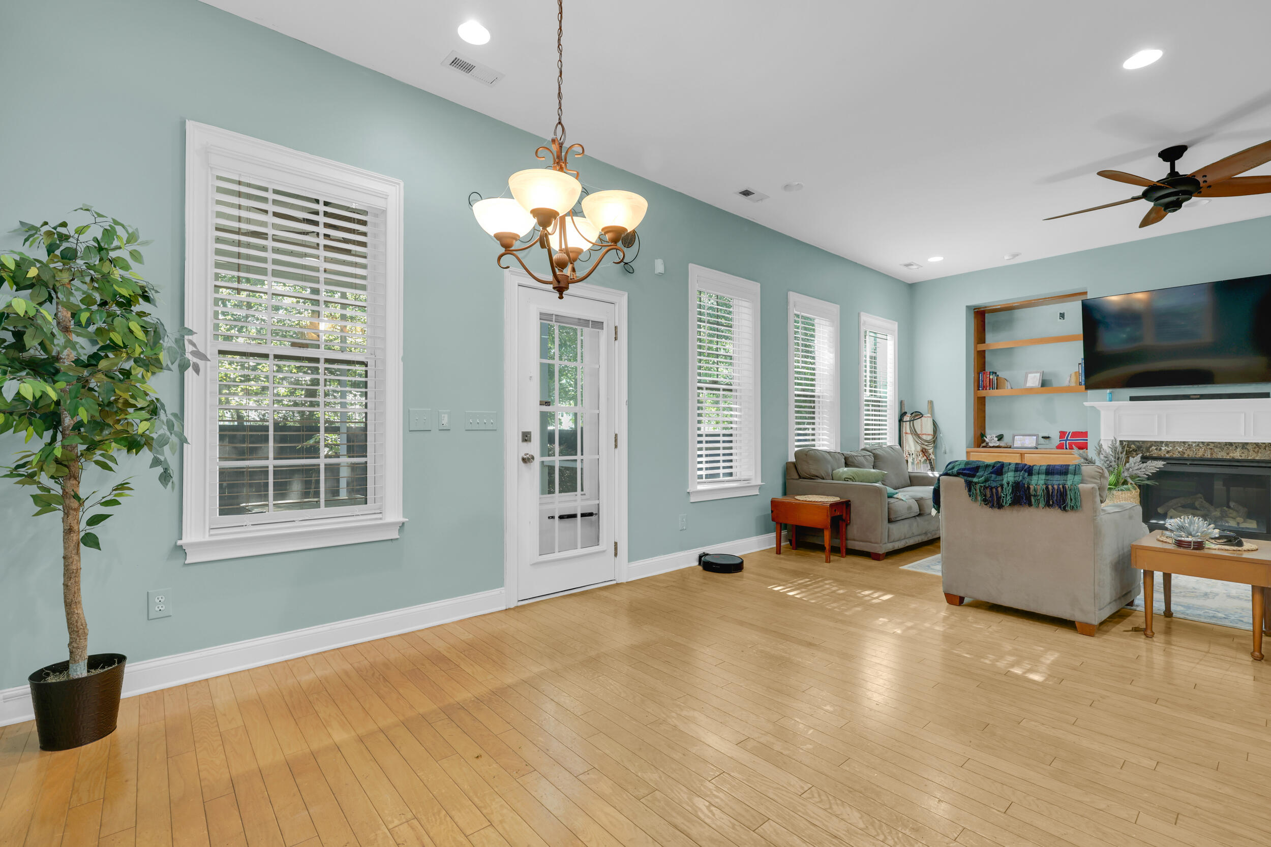 5437 River Island Court