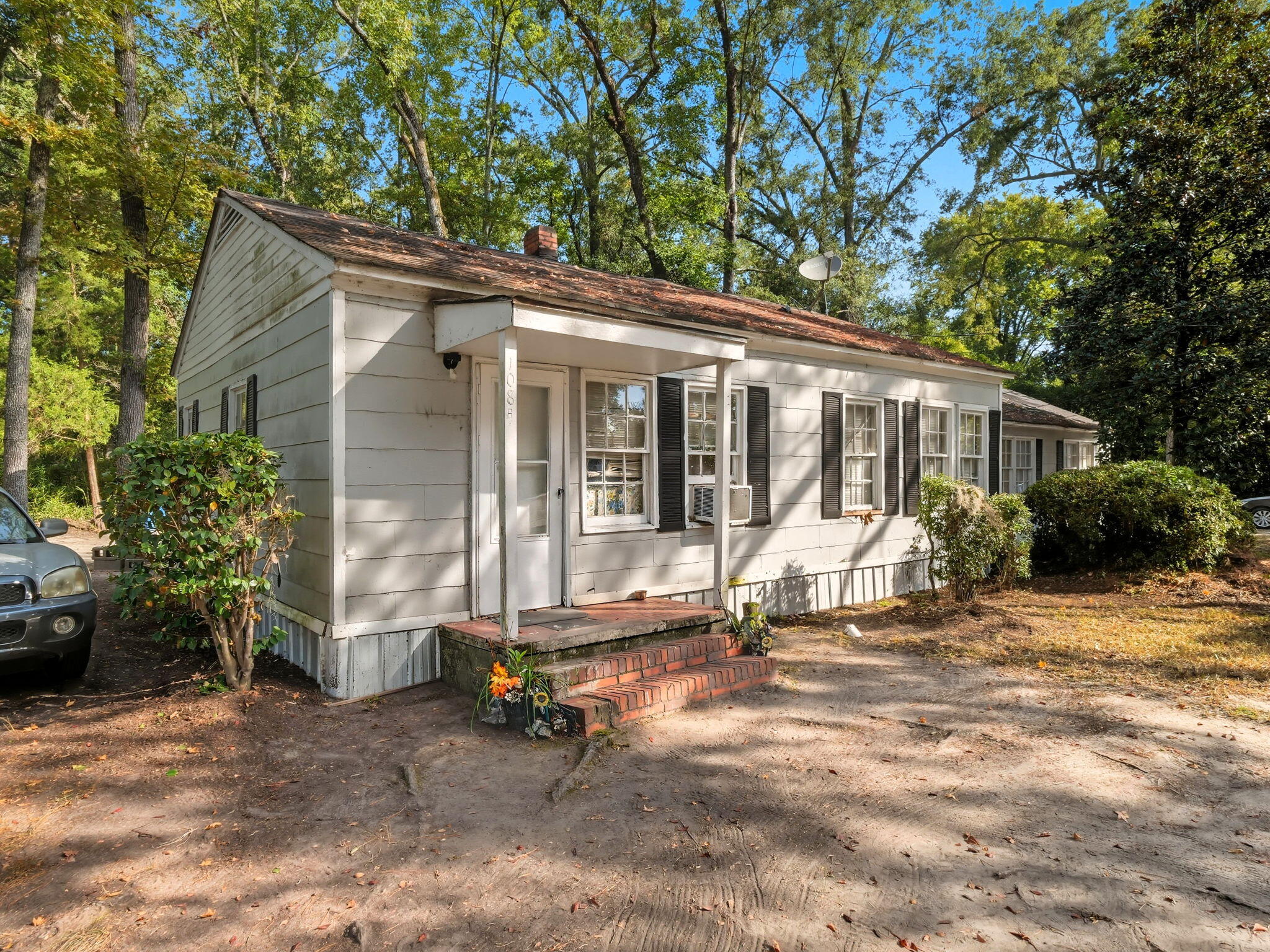 108 Gilland Avenue # B Unit: A & B