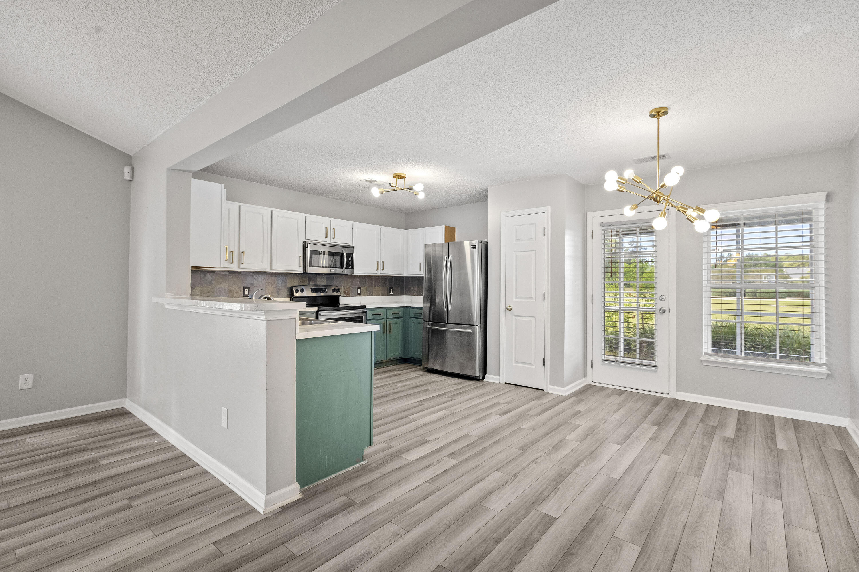 434 Dovetail Circle