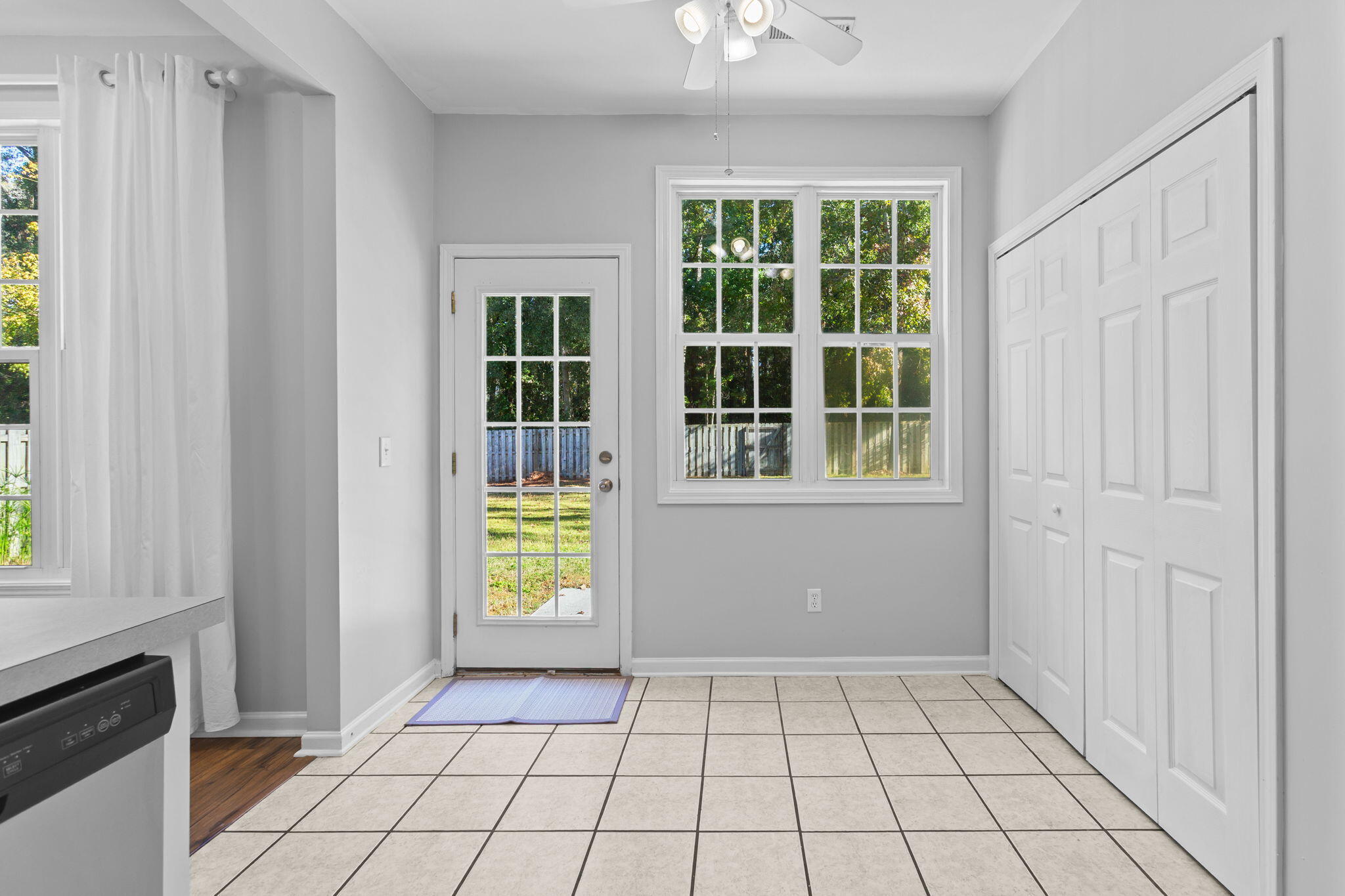 800 N Aylesbury Road