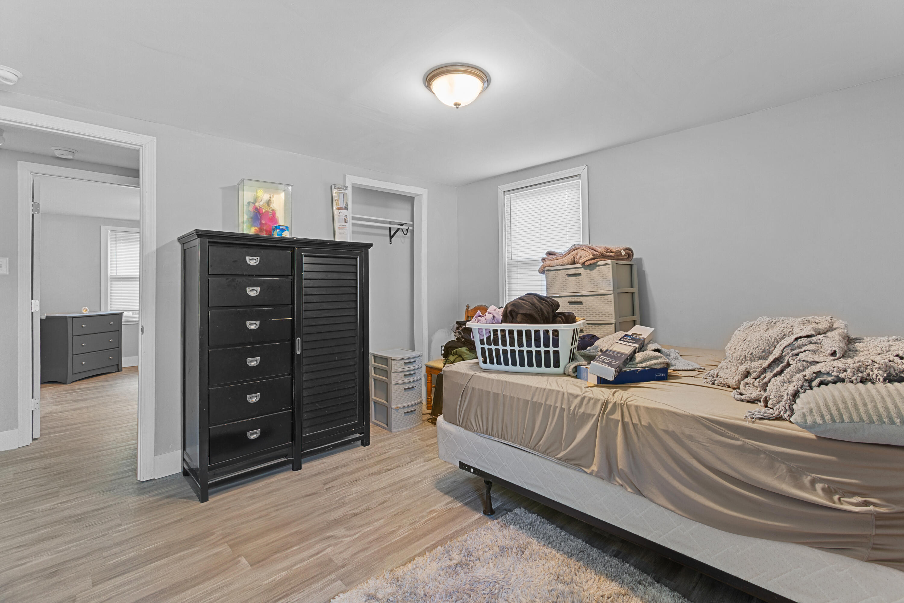 8329 Charleston Highway