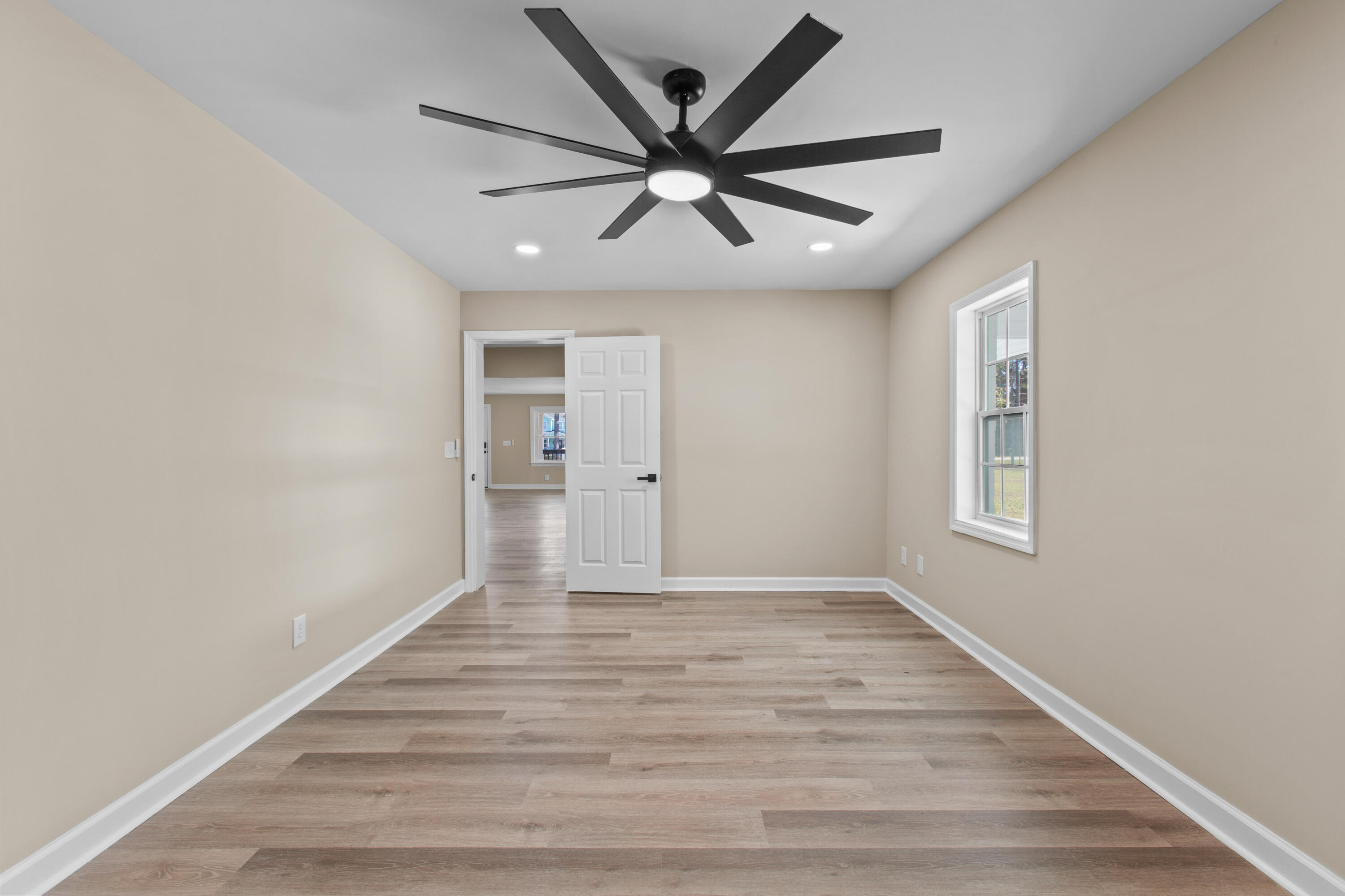 5253 Jefferies Highway