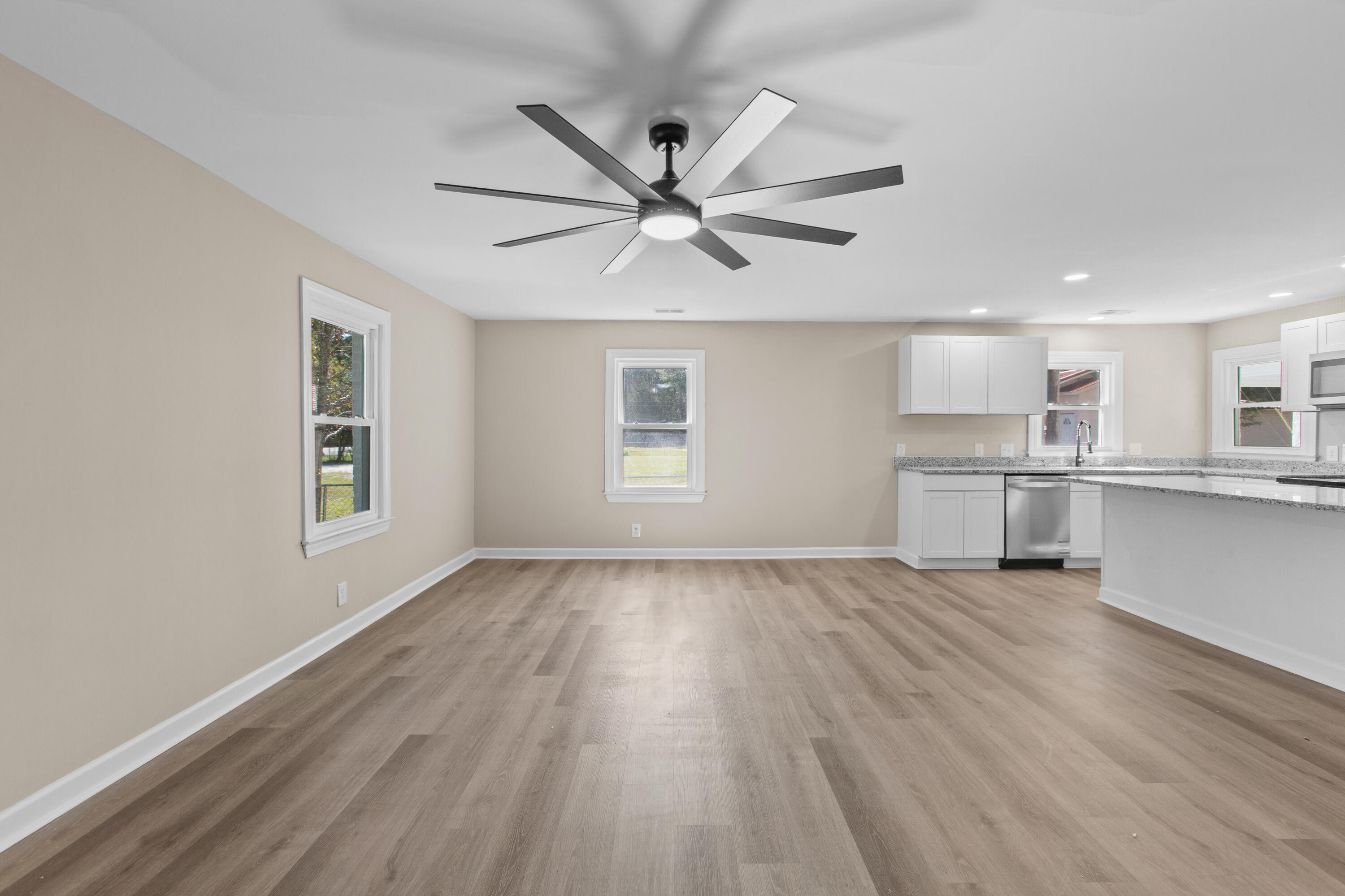 5253 Jefferies Highway