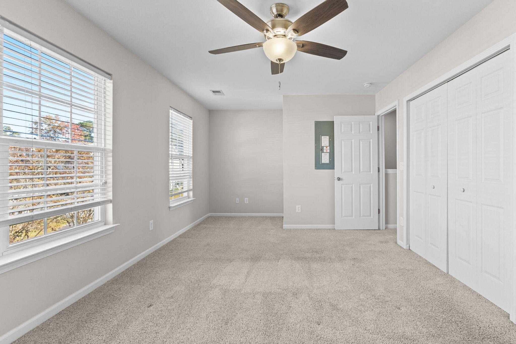 821 Hemingway Circle