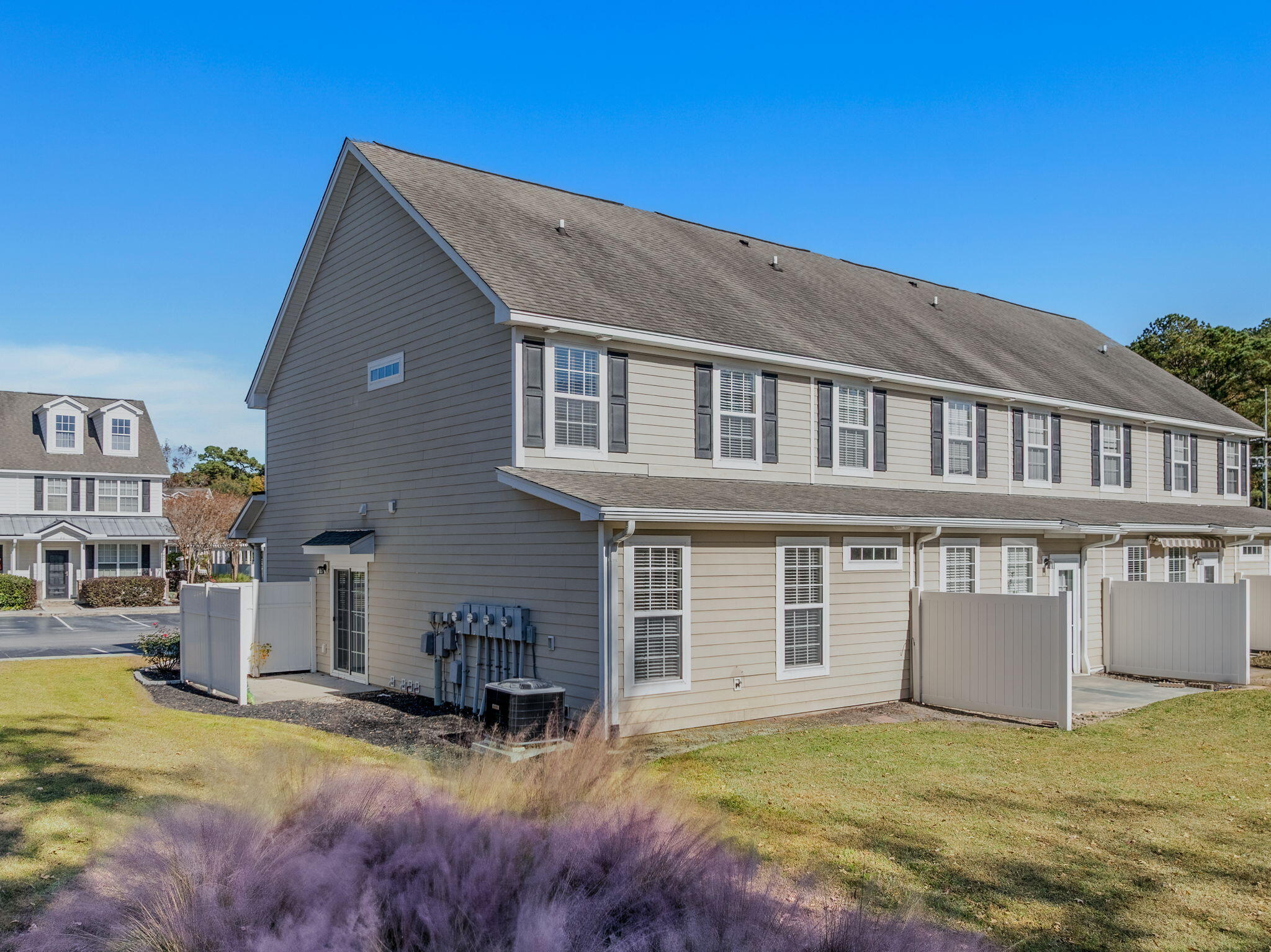 821 Hemingway Circle