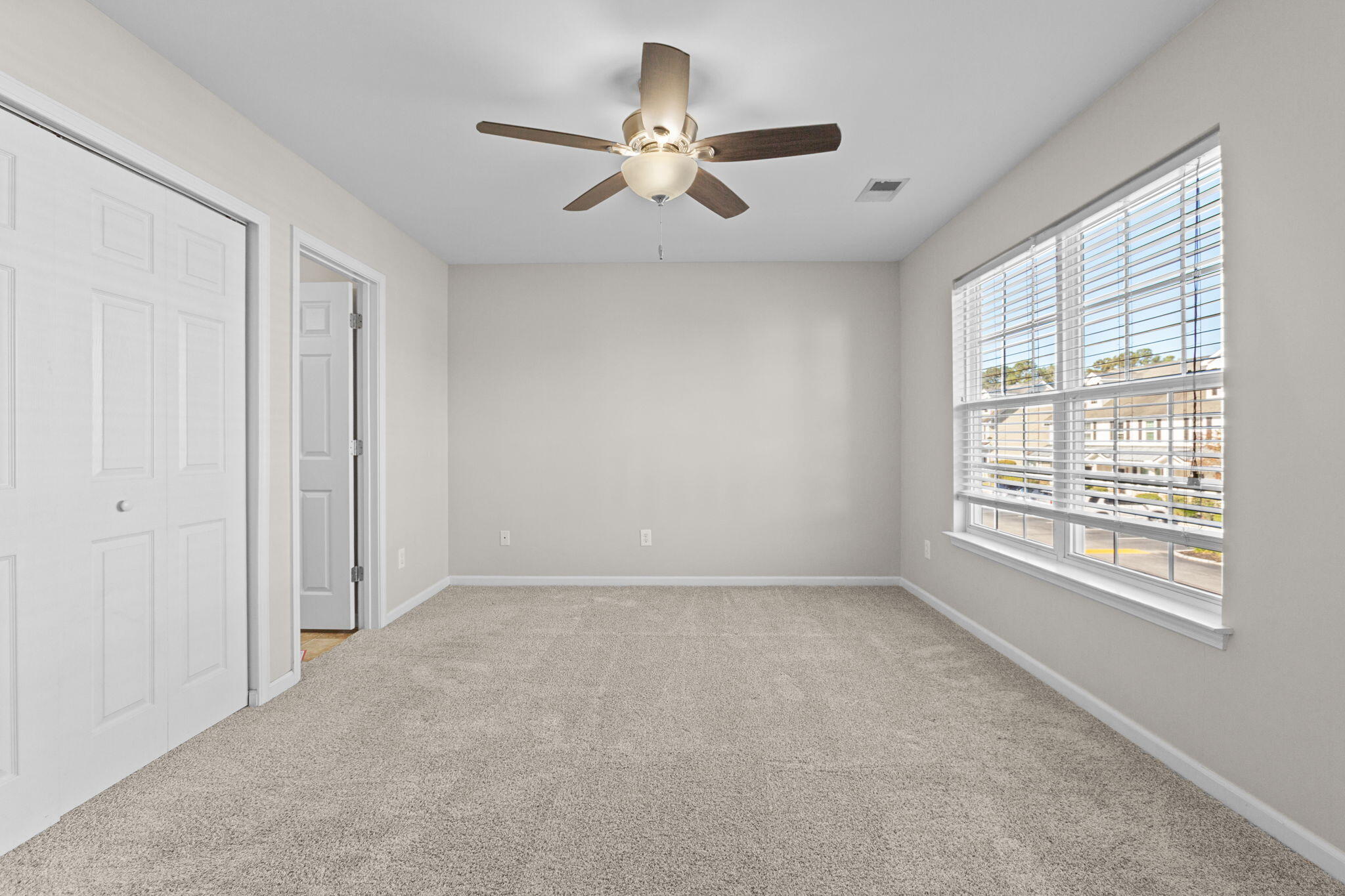 821 Hemingway Circle