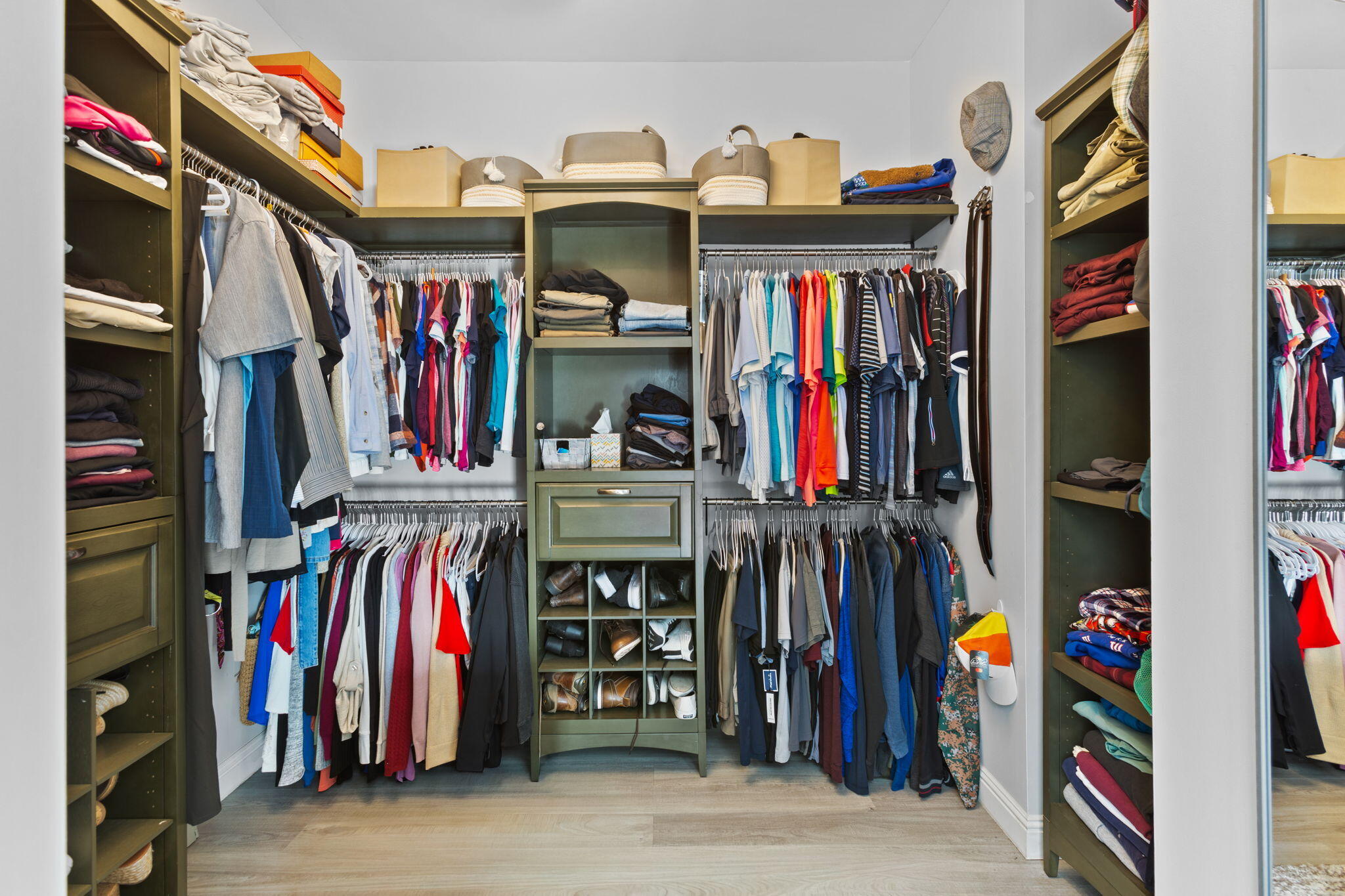 5203 Stonewall Drive