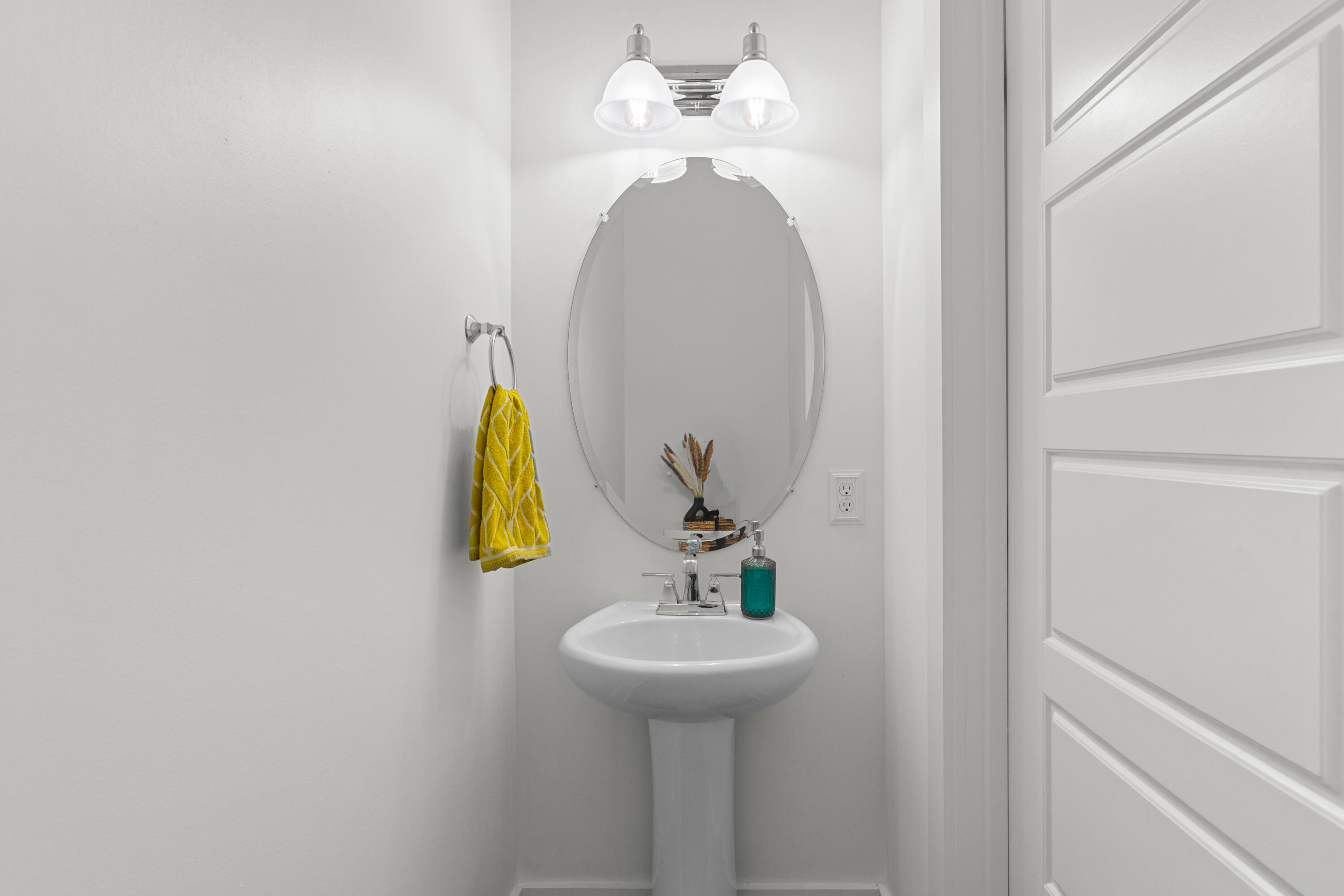 615 Long Meadow Street