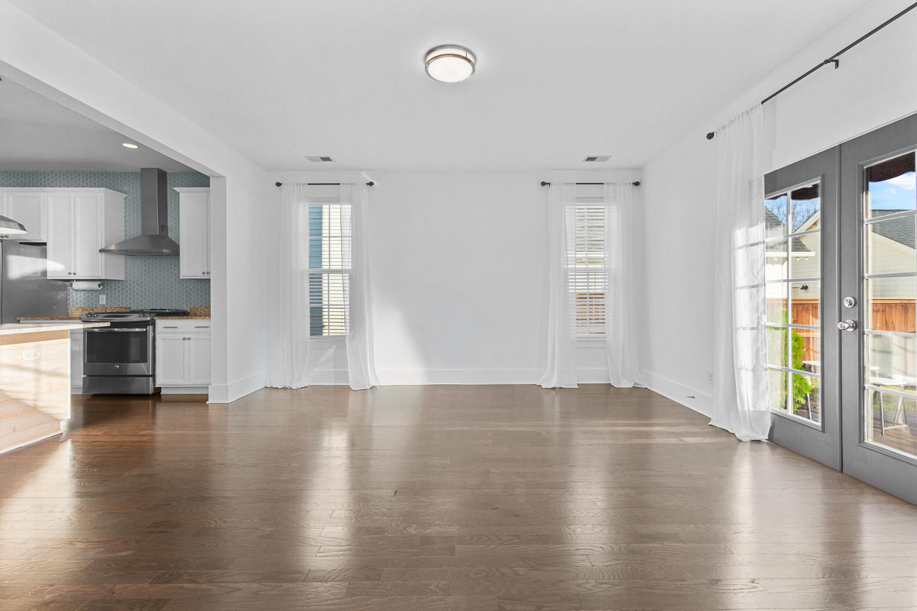 615 Long Meadow Street