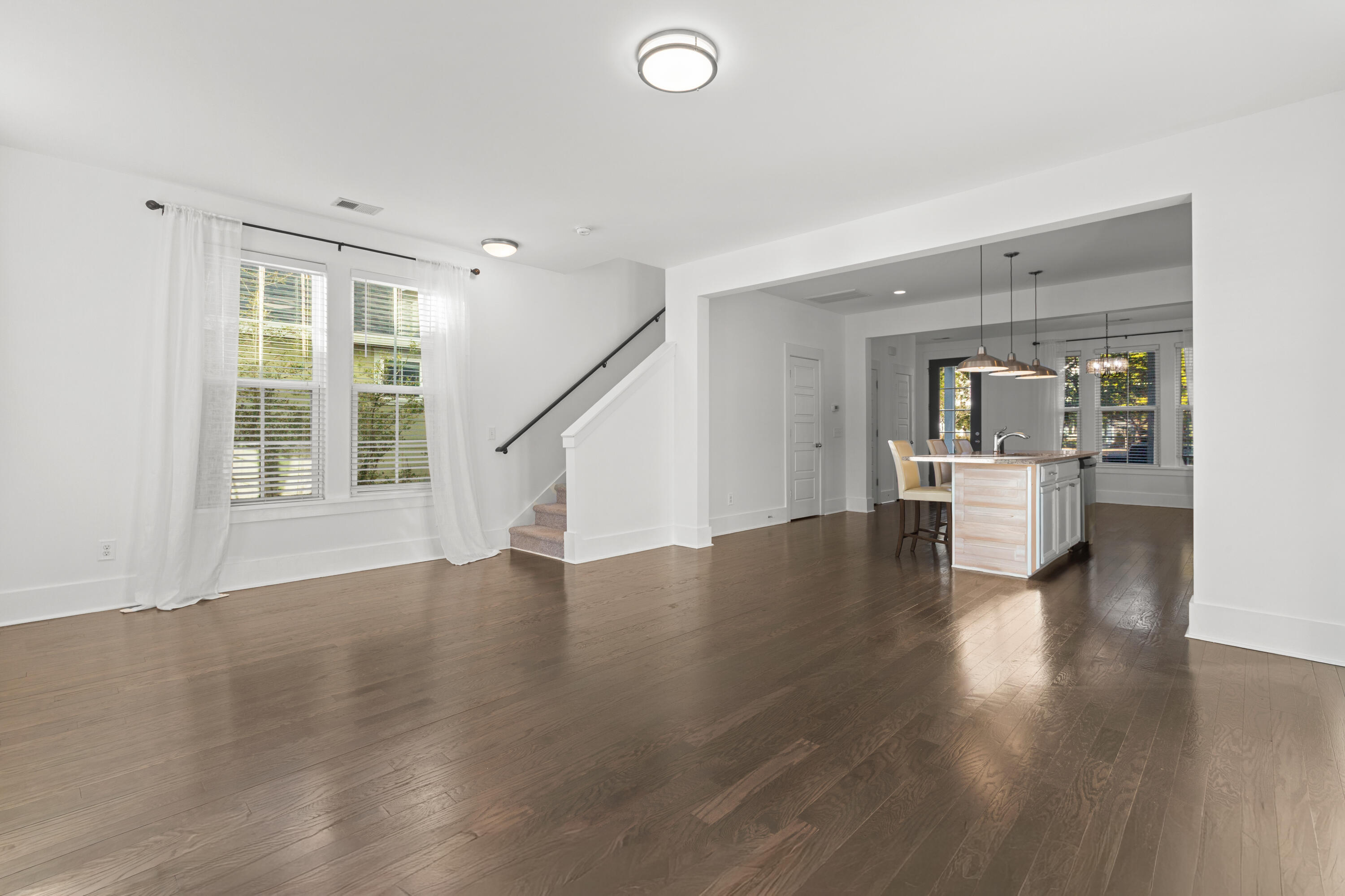 615 Long Meadow Street