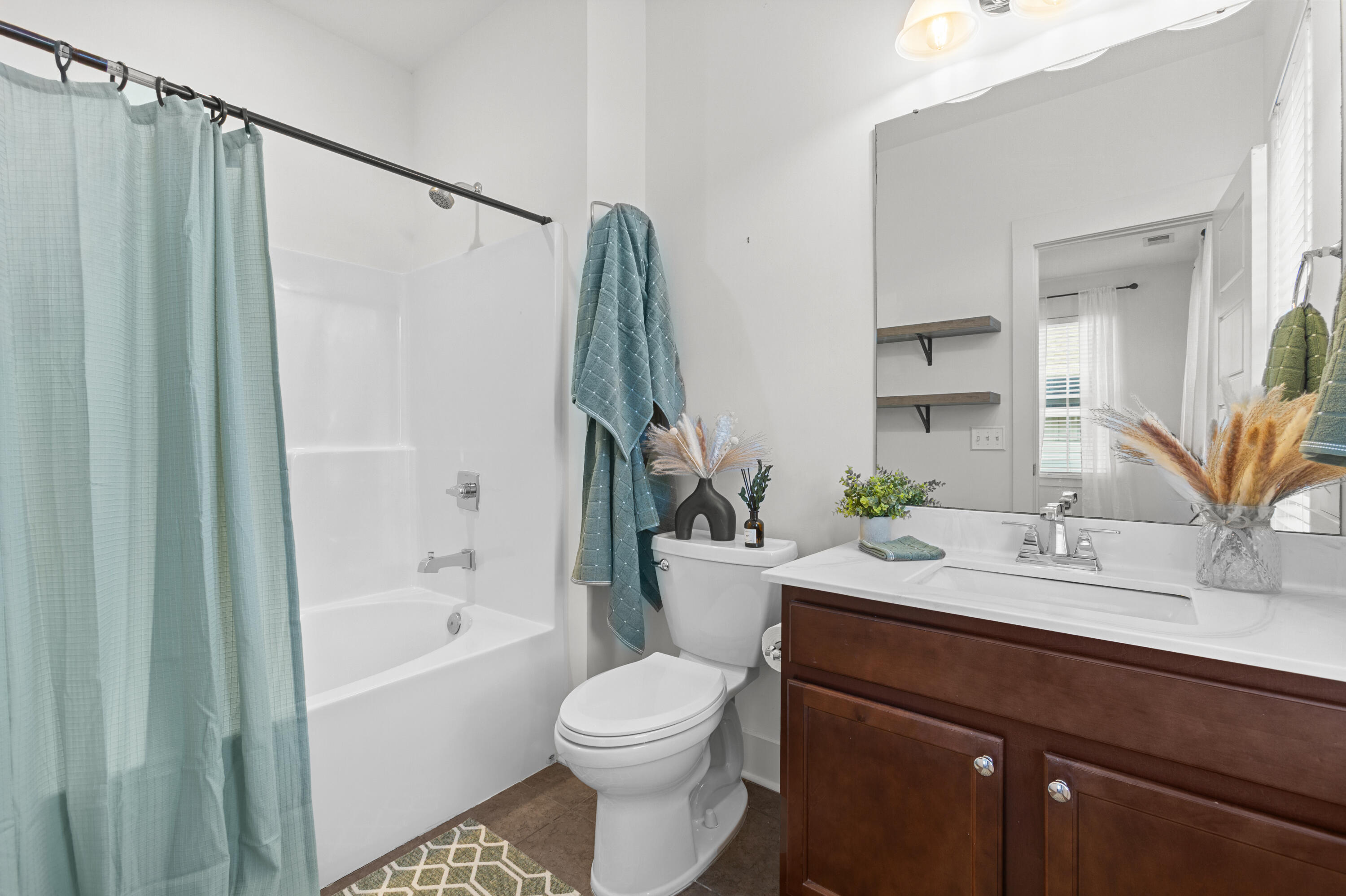 615 Long Meadow Street