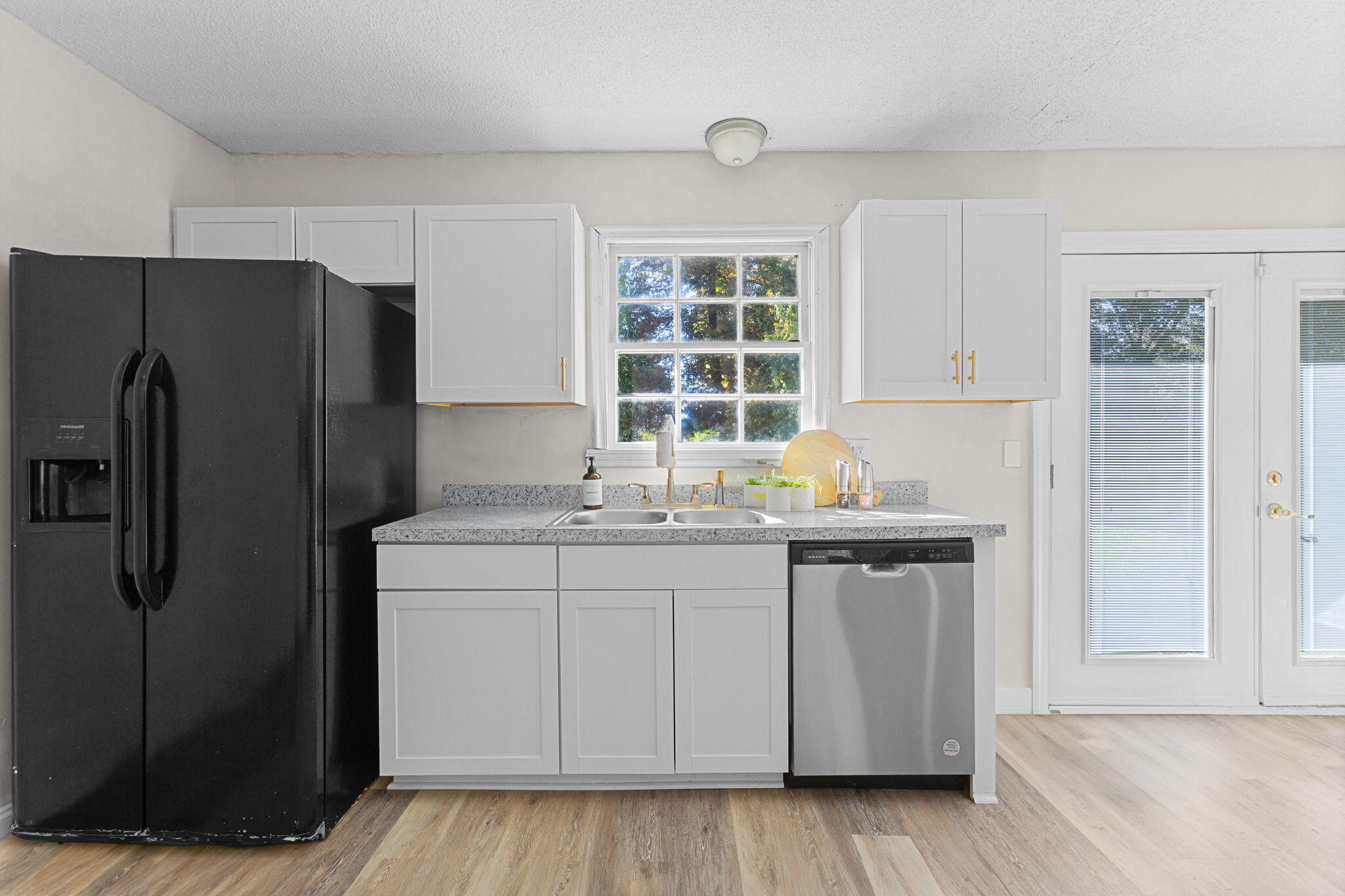 608 E 3rd North Street