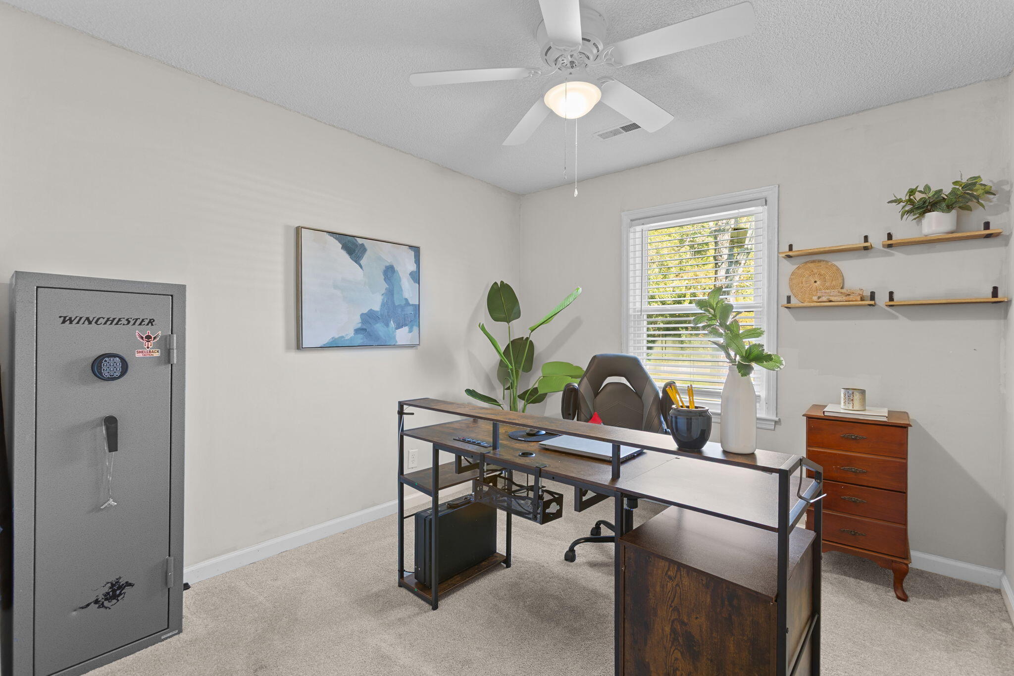 608 E 3rd North Street