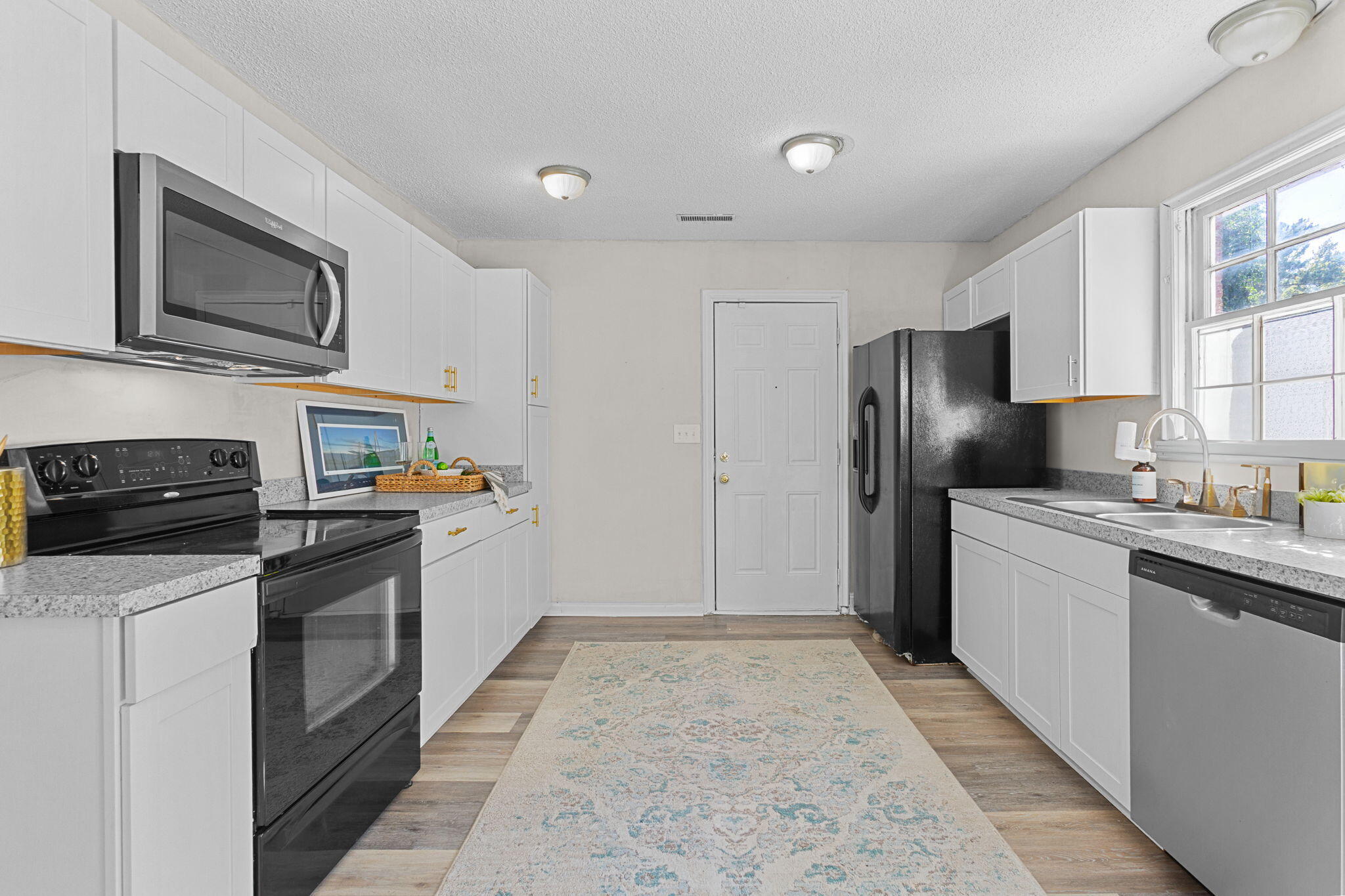 608 E 3rd North Street