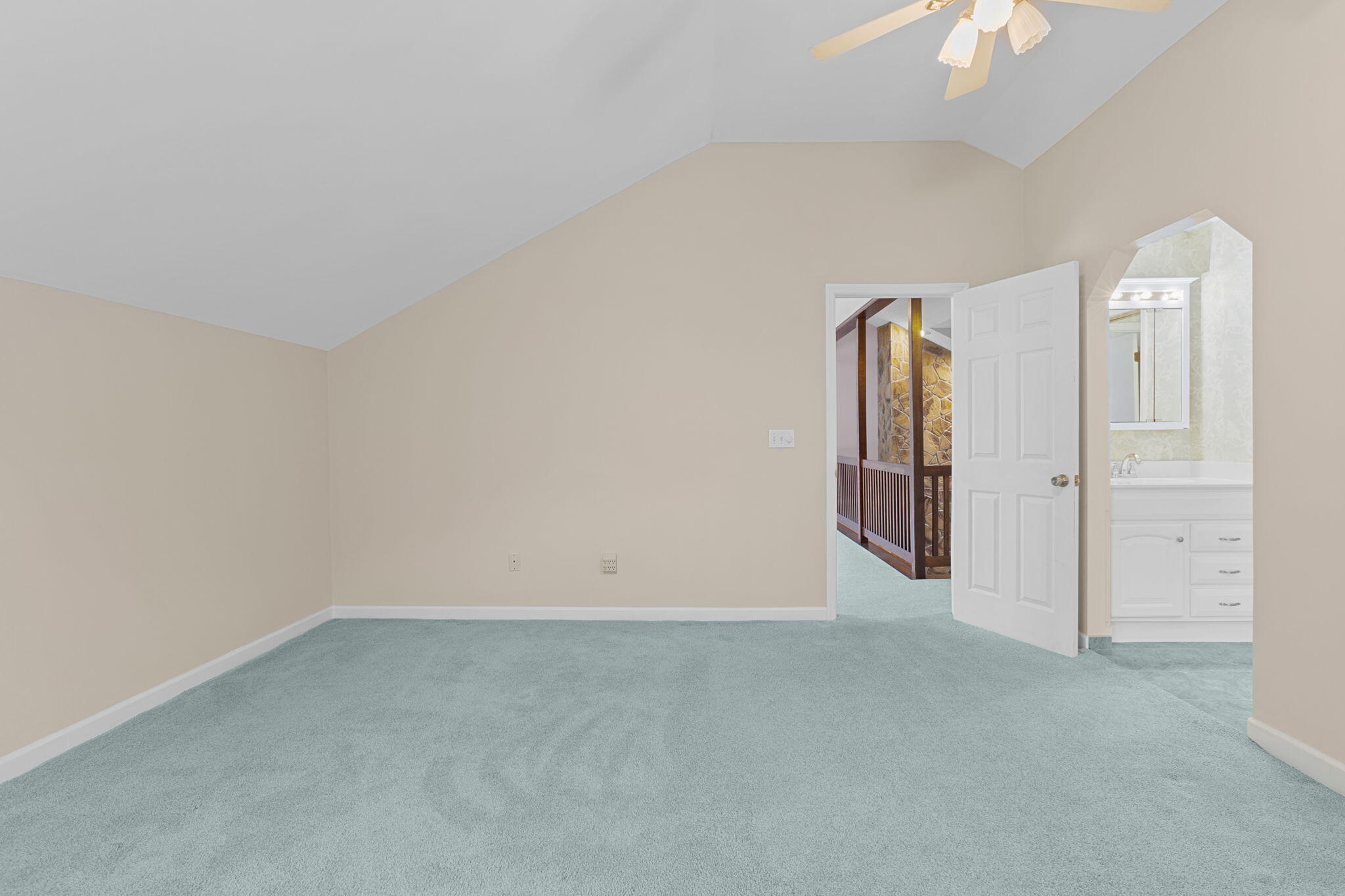 803 N Aylesbury Road