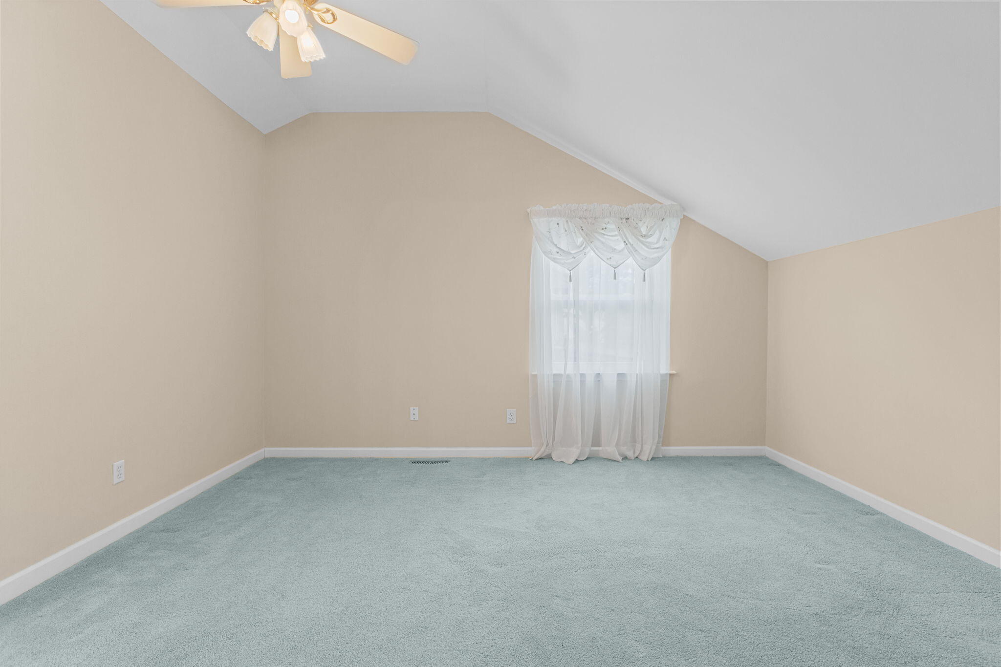 803 N Aylesbury Road