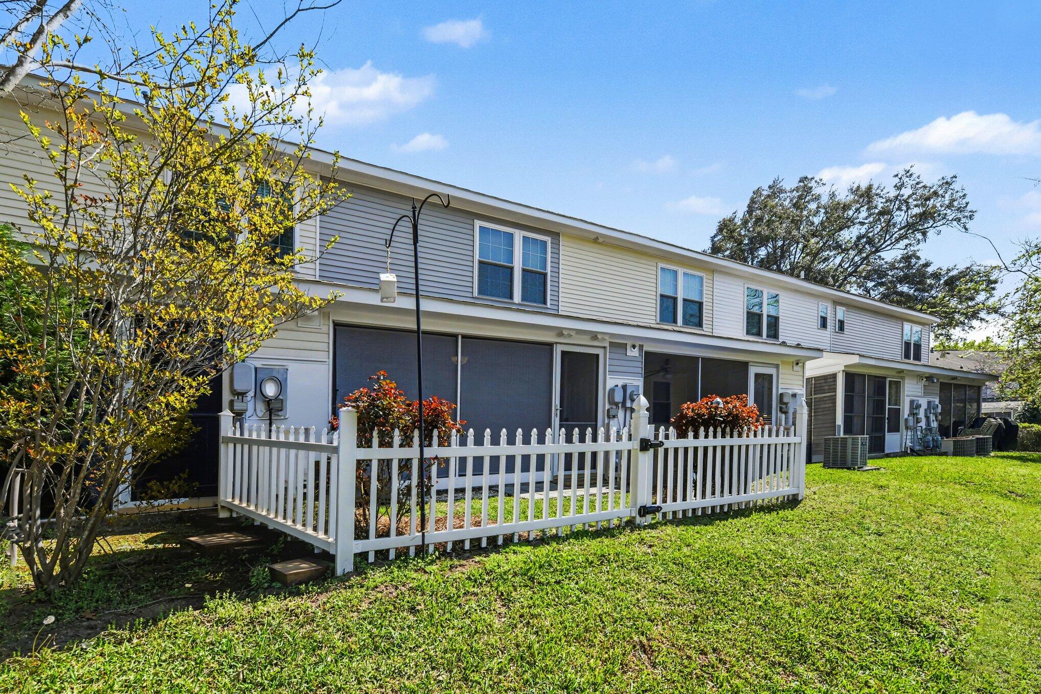 7965 Shadow Oak Drive