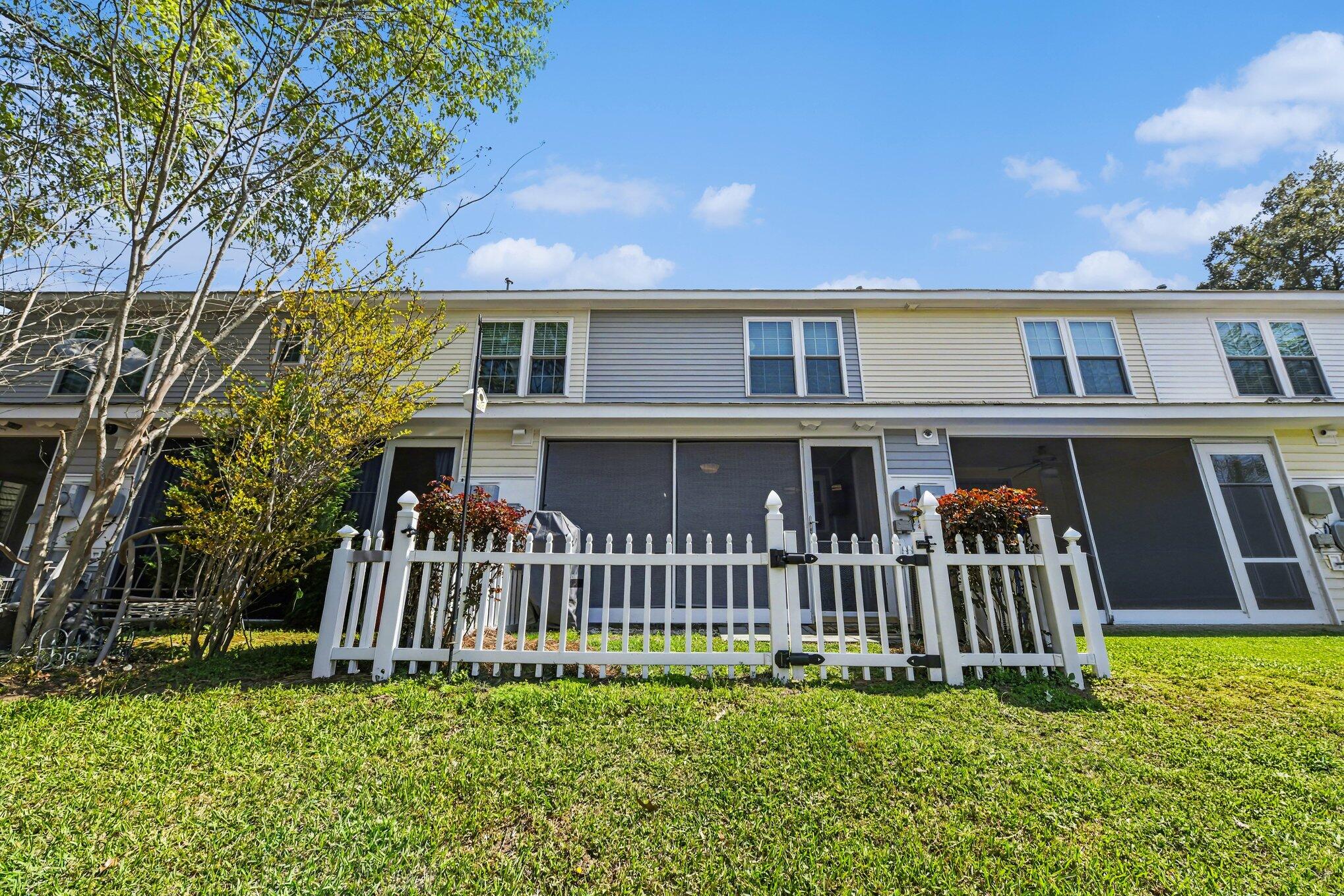 7965 Shadow Oak Drive