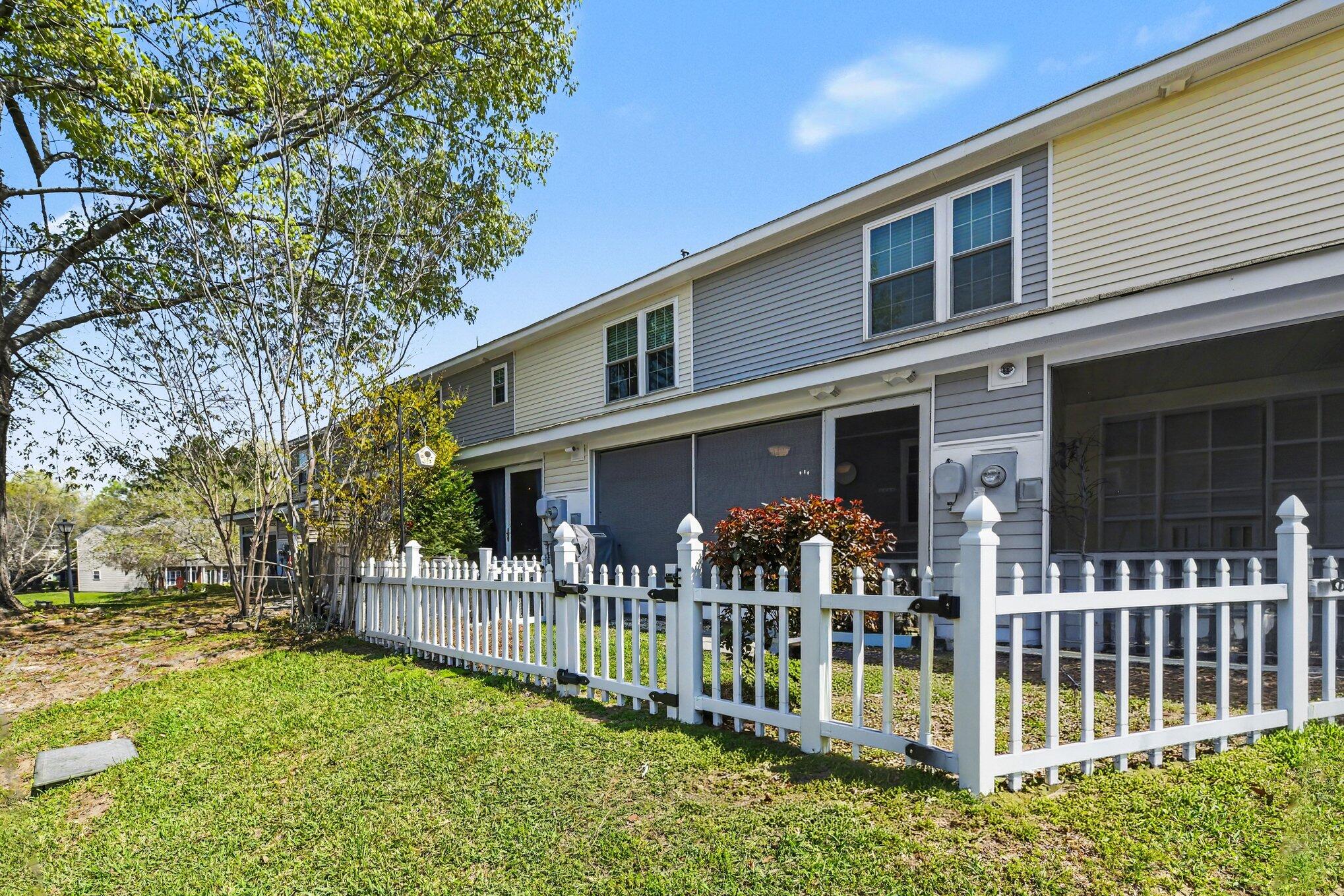 7965 Shadow Oak Drive