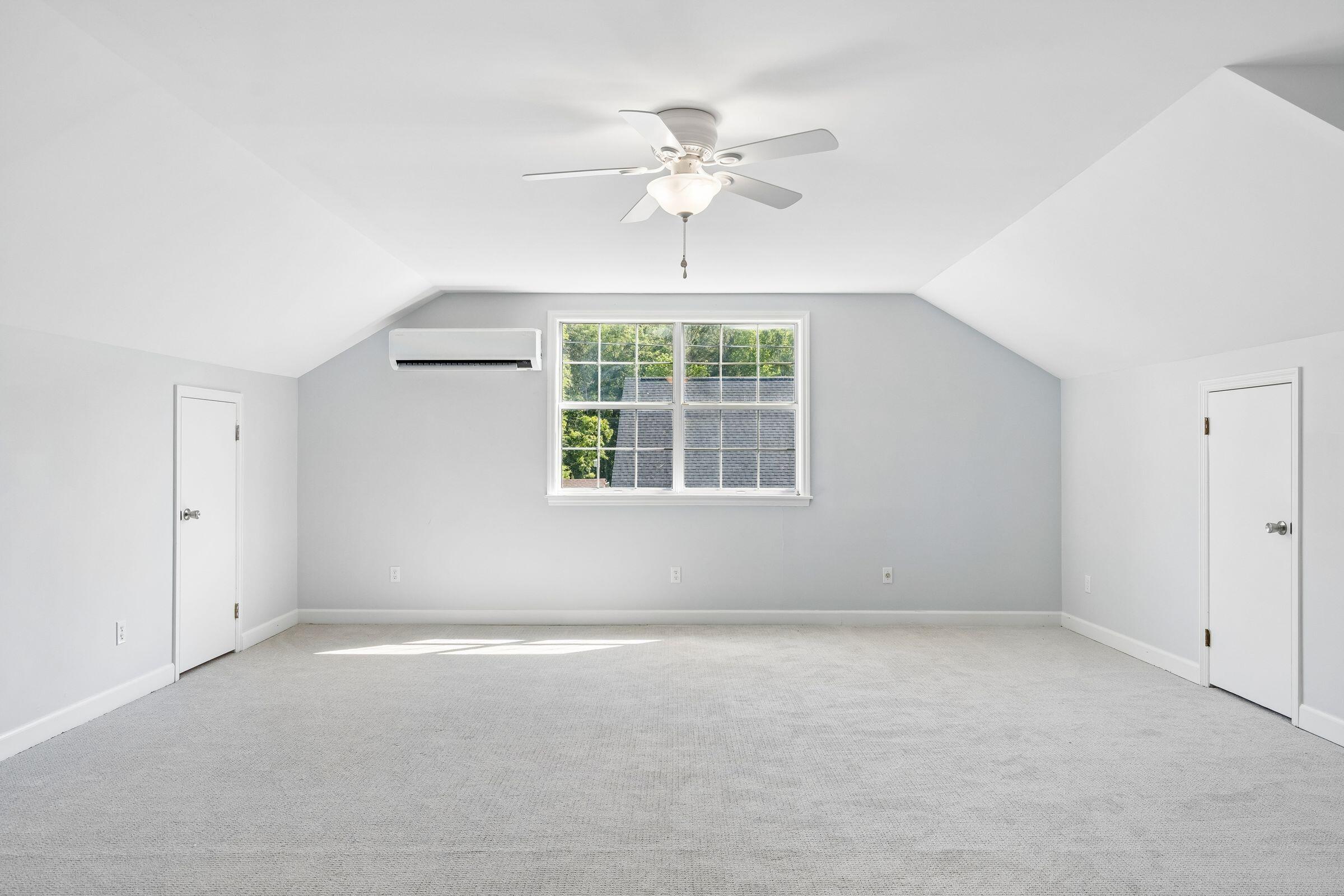 1004 Magnolia Lane