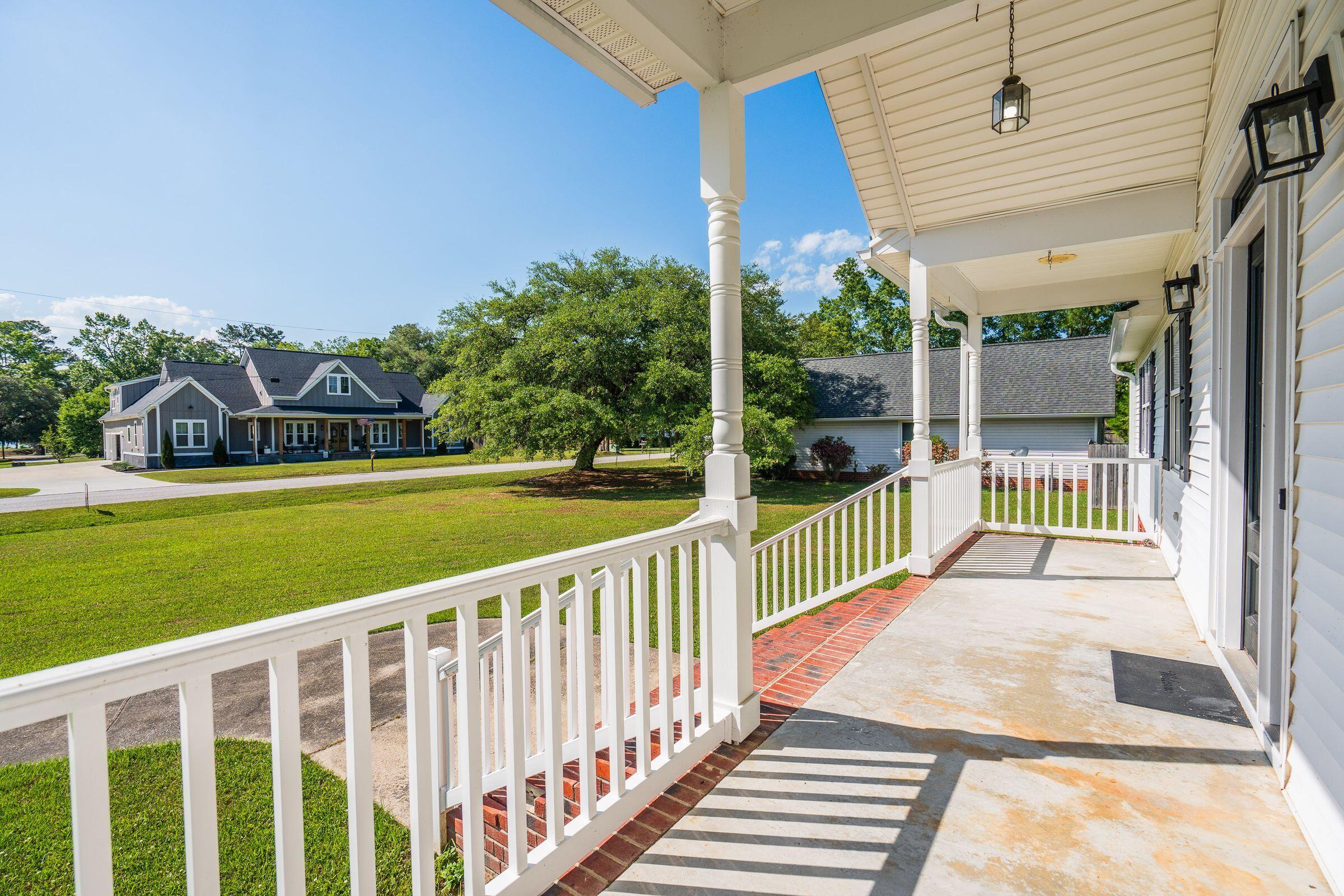1004 Magnolia Lane