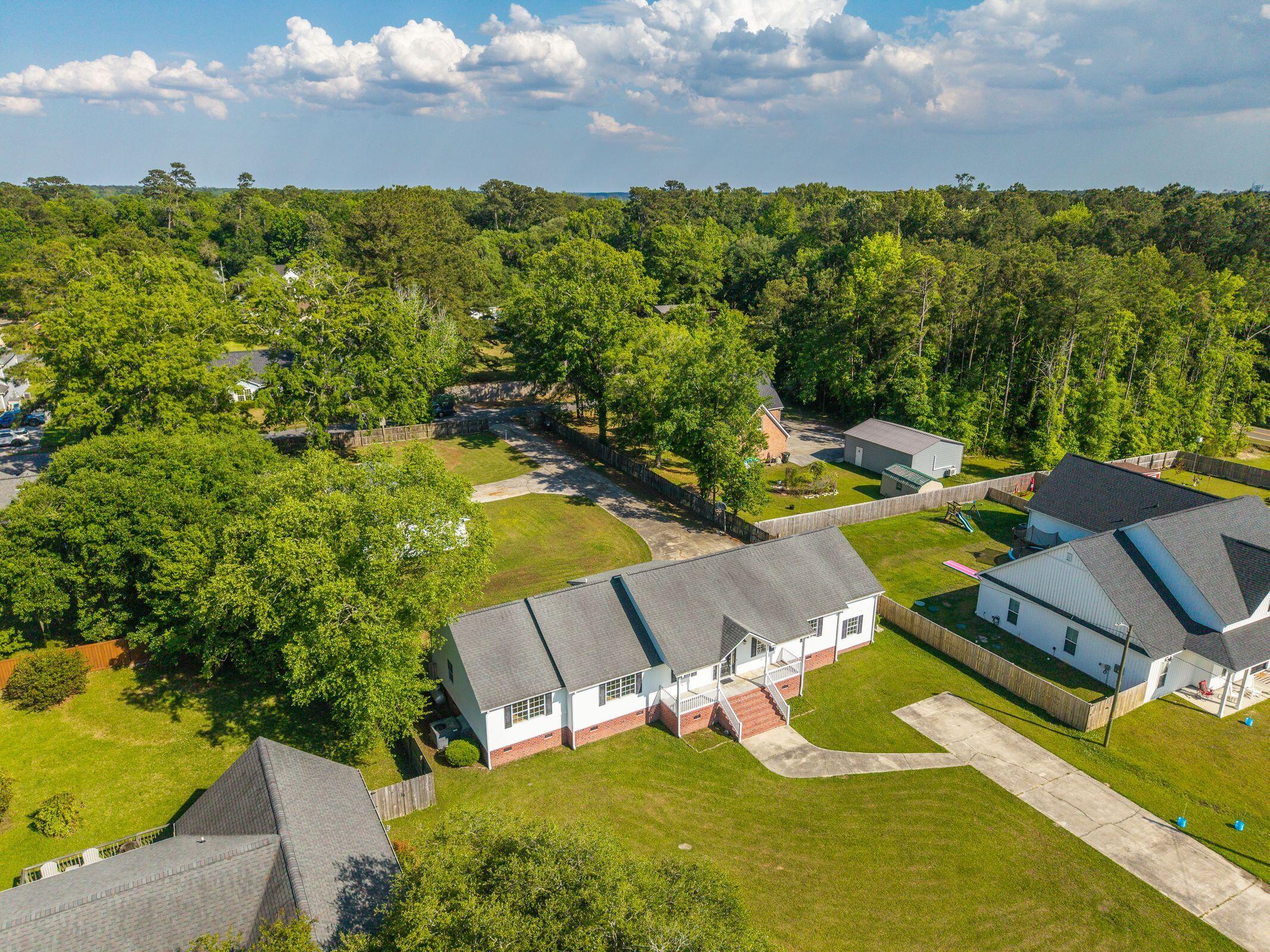 1004 Magnolia Lane