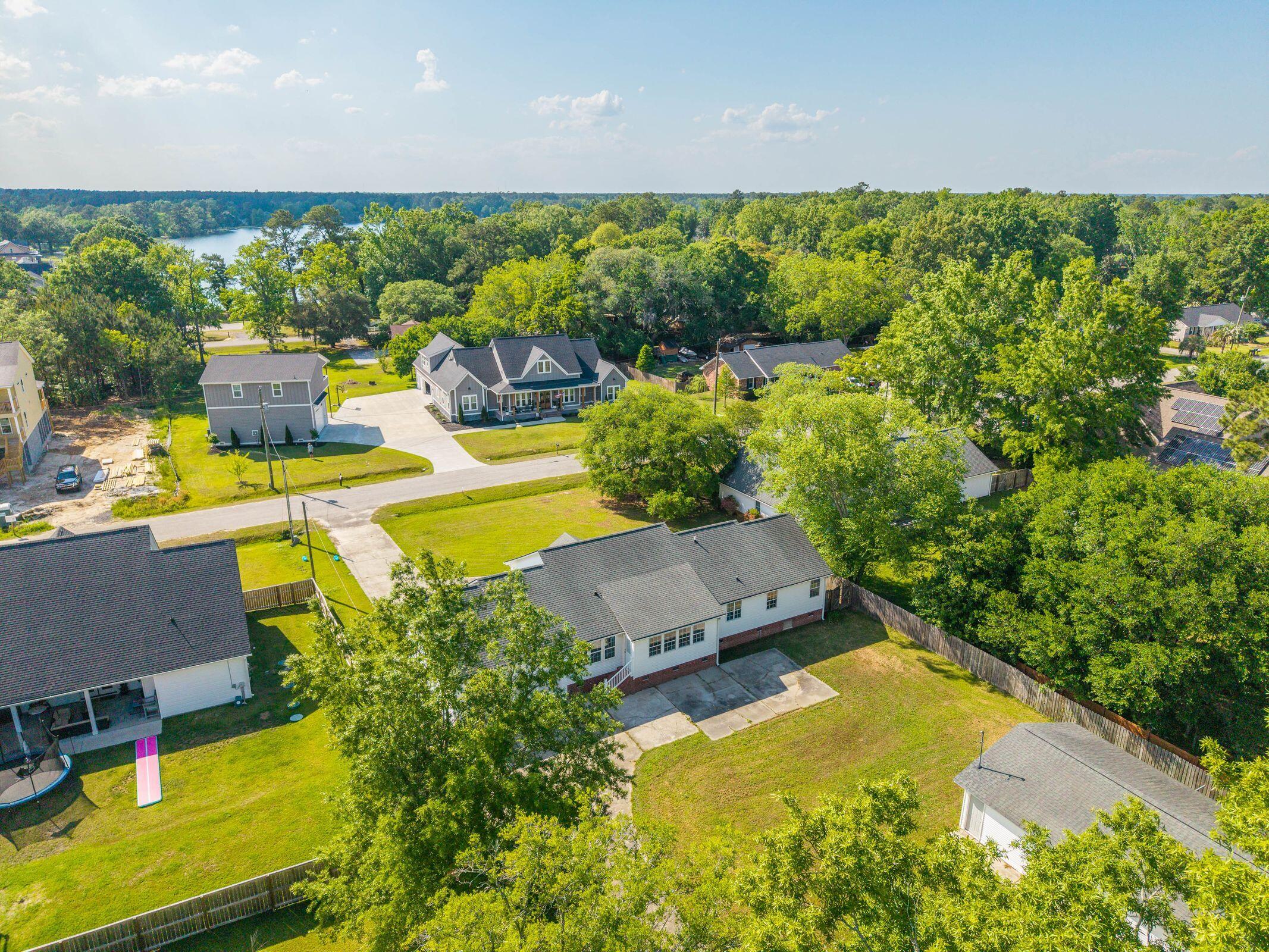 1004 Magnolia Lane