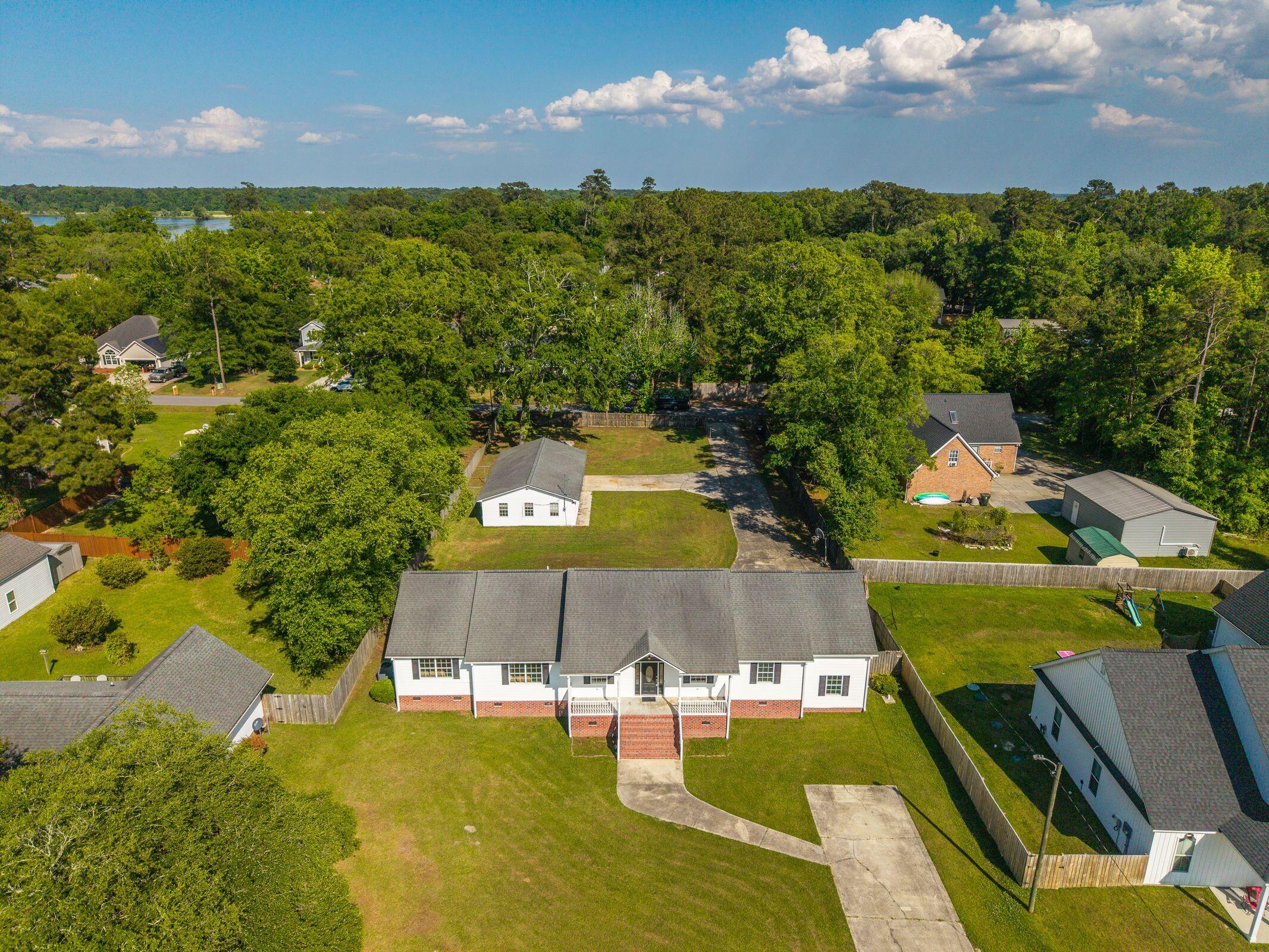 1004 Magnolia Lane