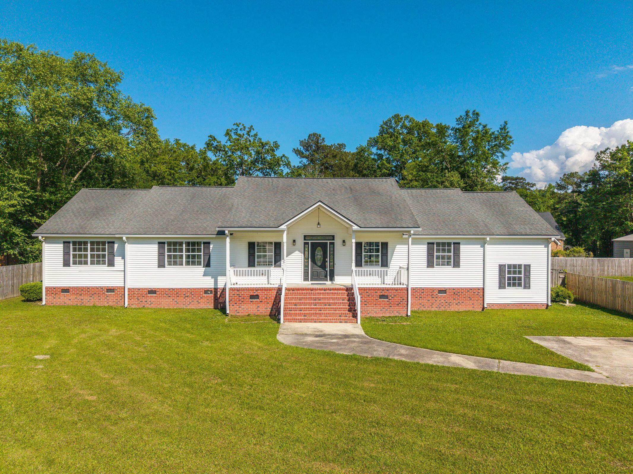 1004 Magnolia Lane