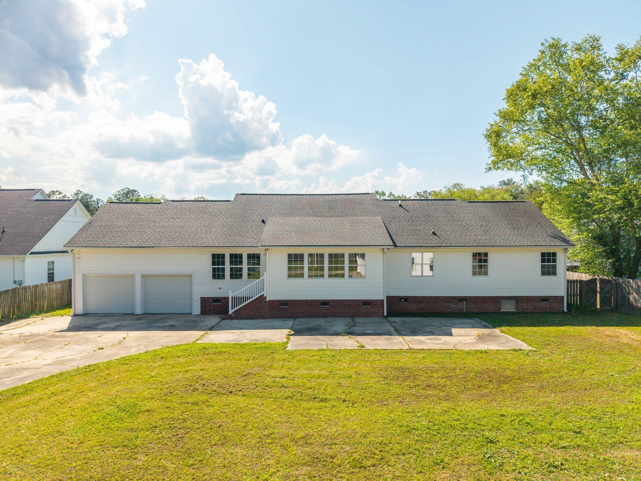 1004 Magnolia Lane