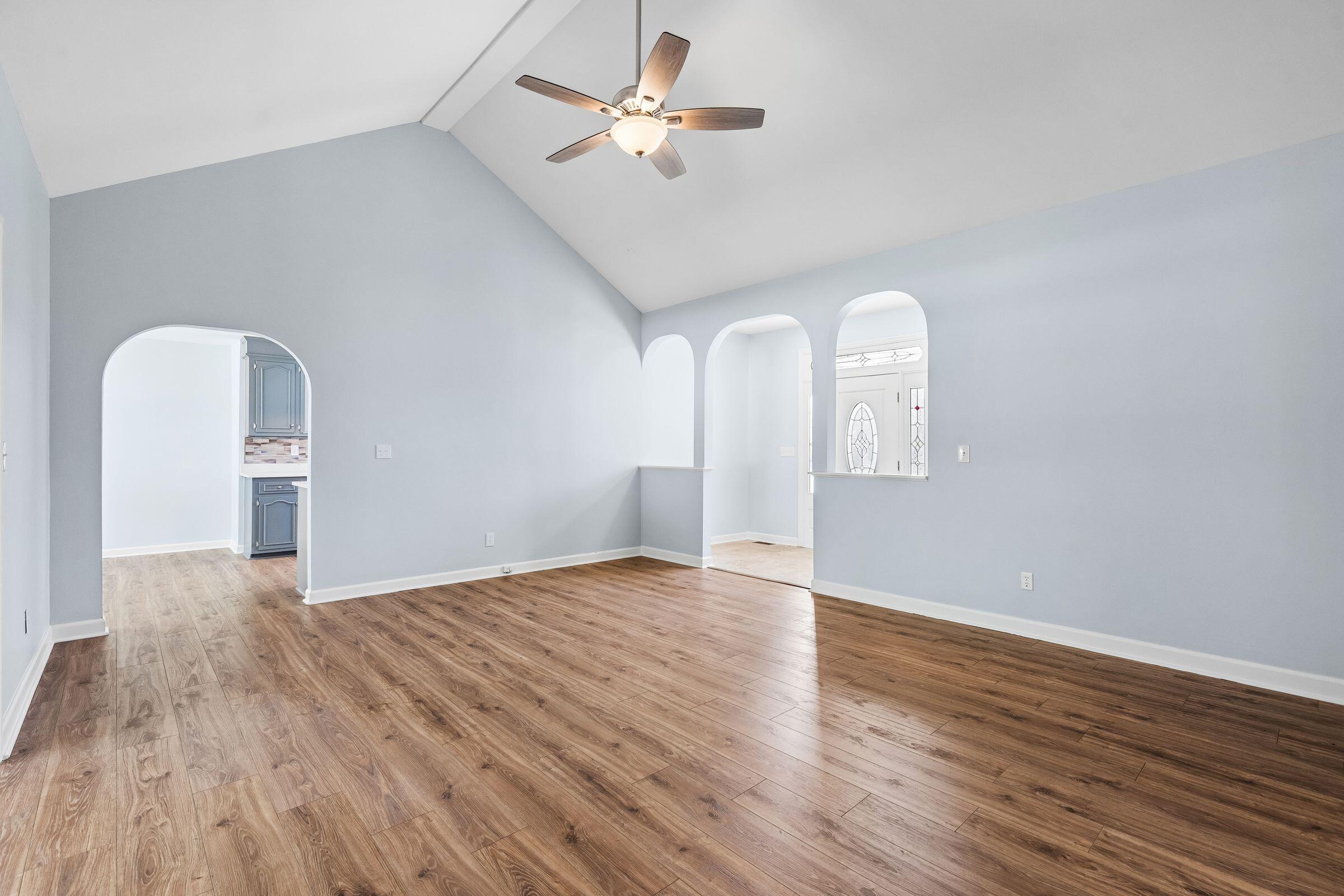 1004 Magnolia Lane