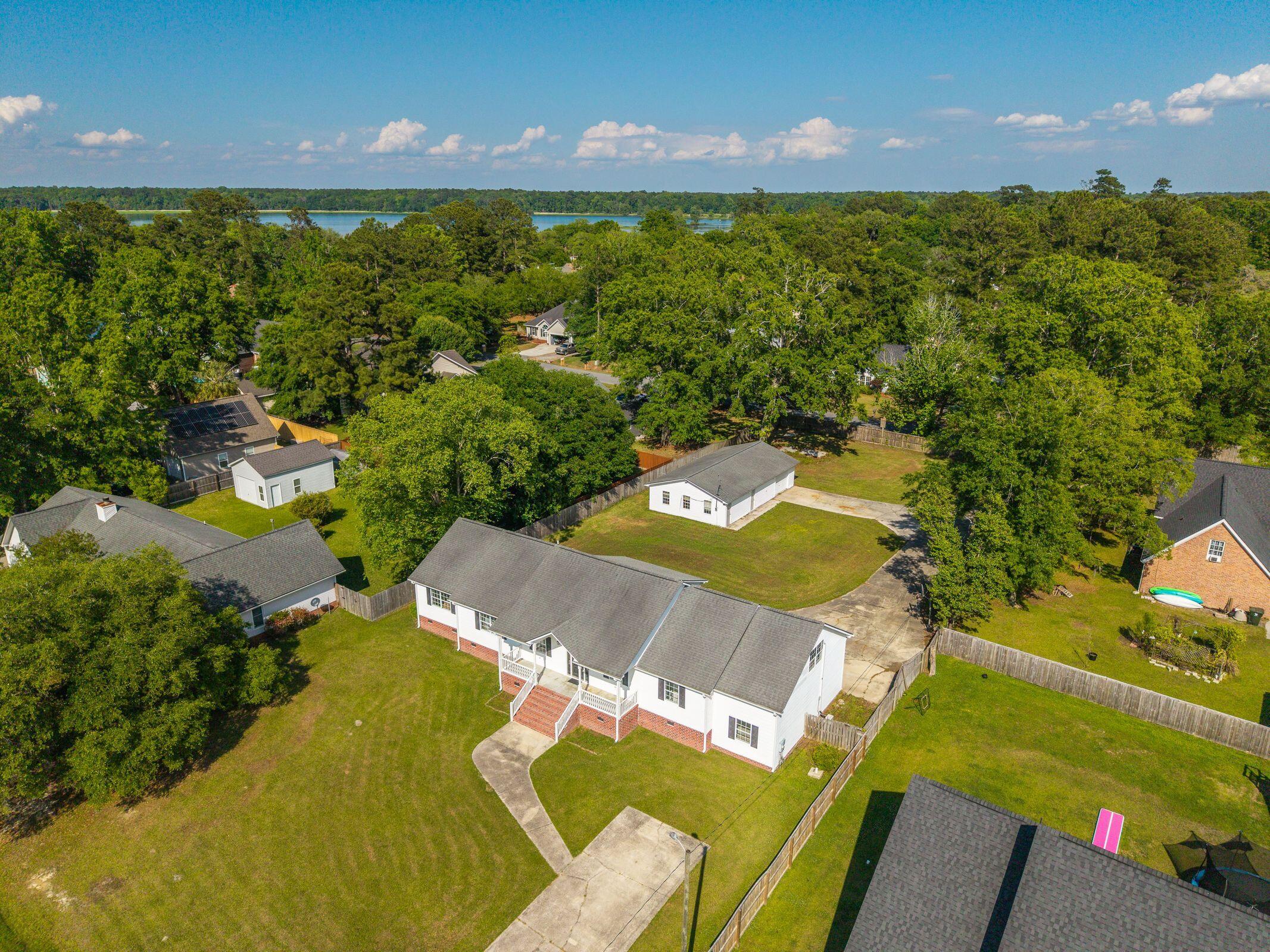1004 Magnolia Lane