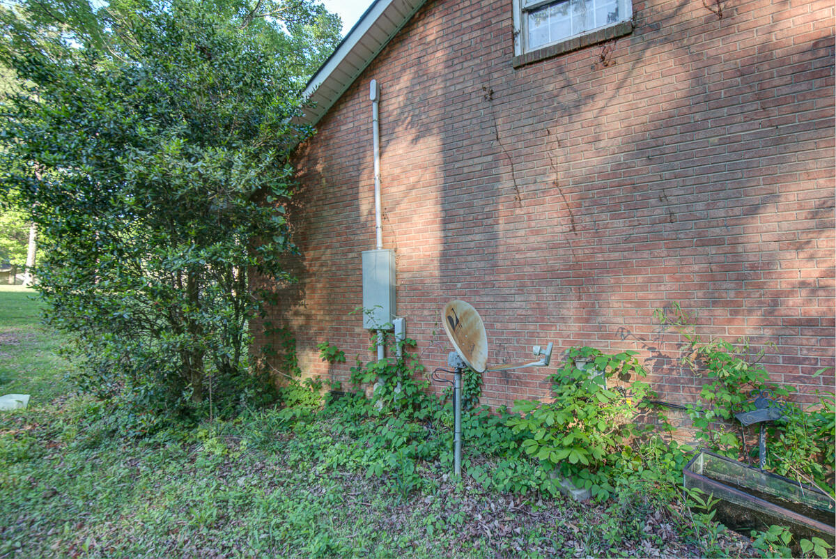 938 Sherwood Circle