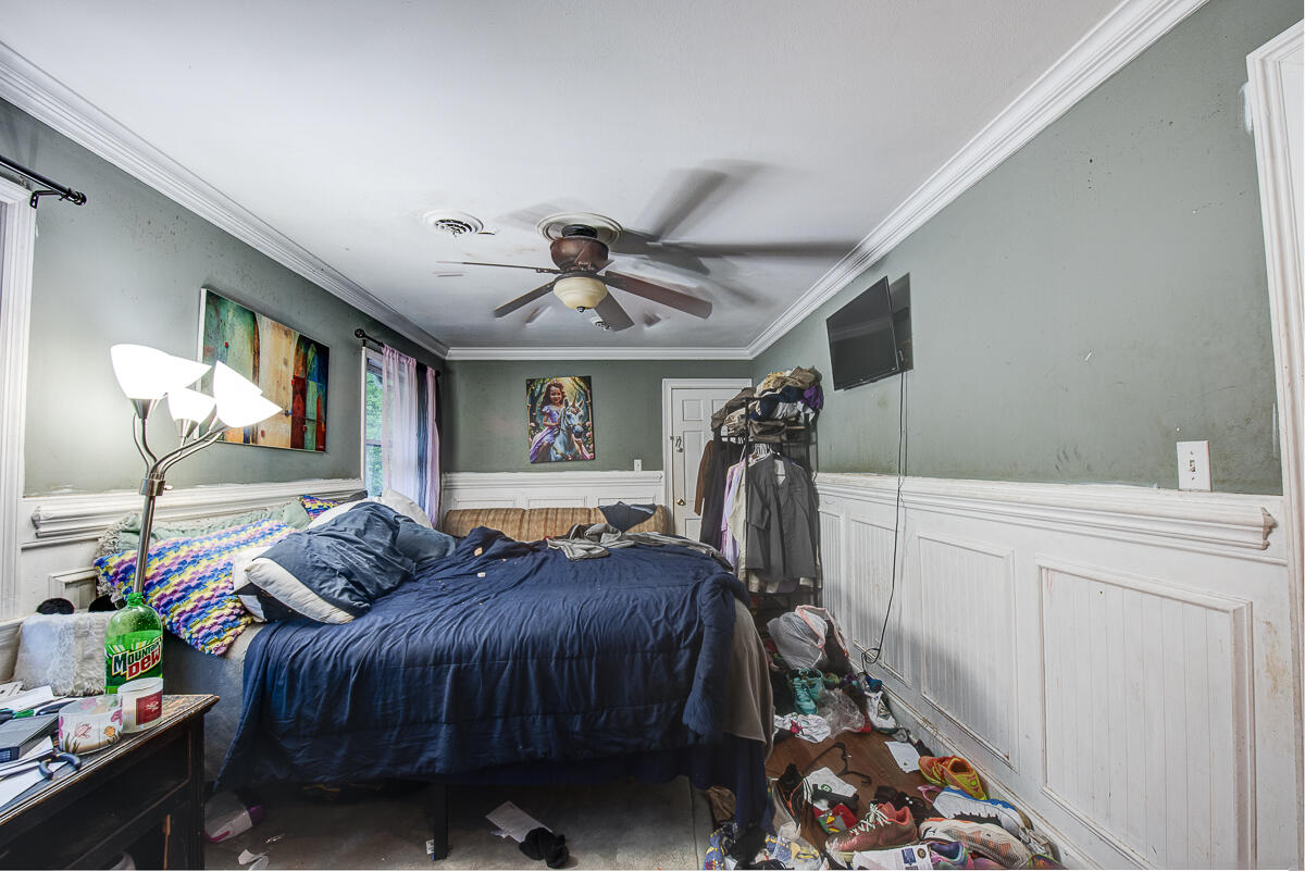 938 Sherwood Circle