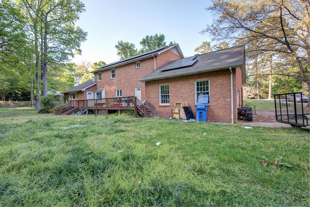 938 Sherwood Circle