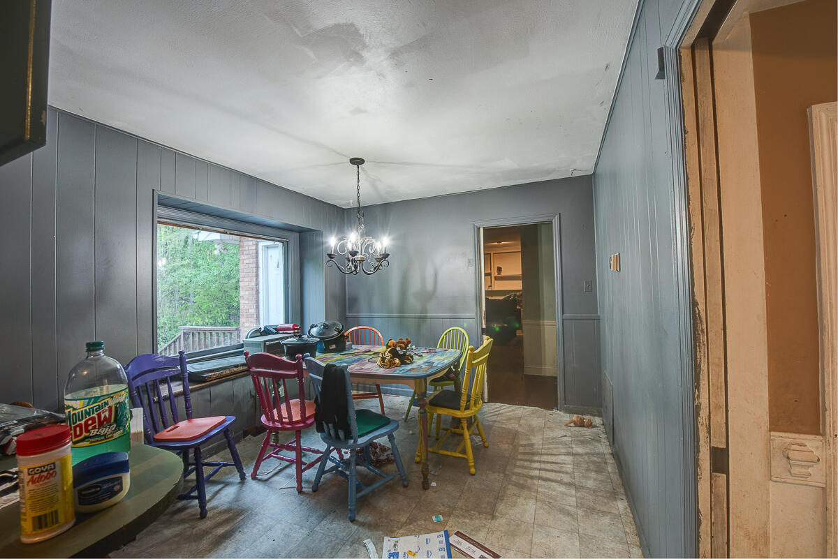 938 Sherwood Circle